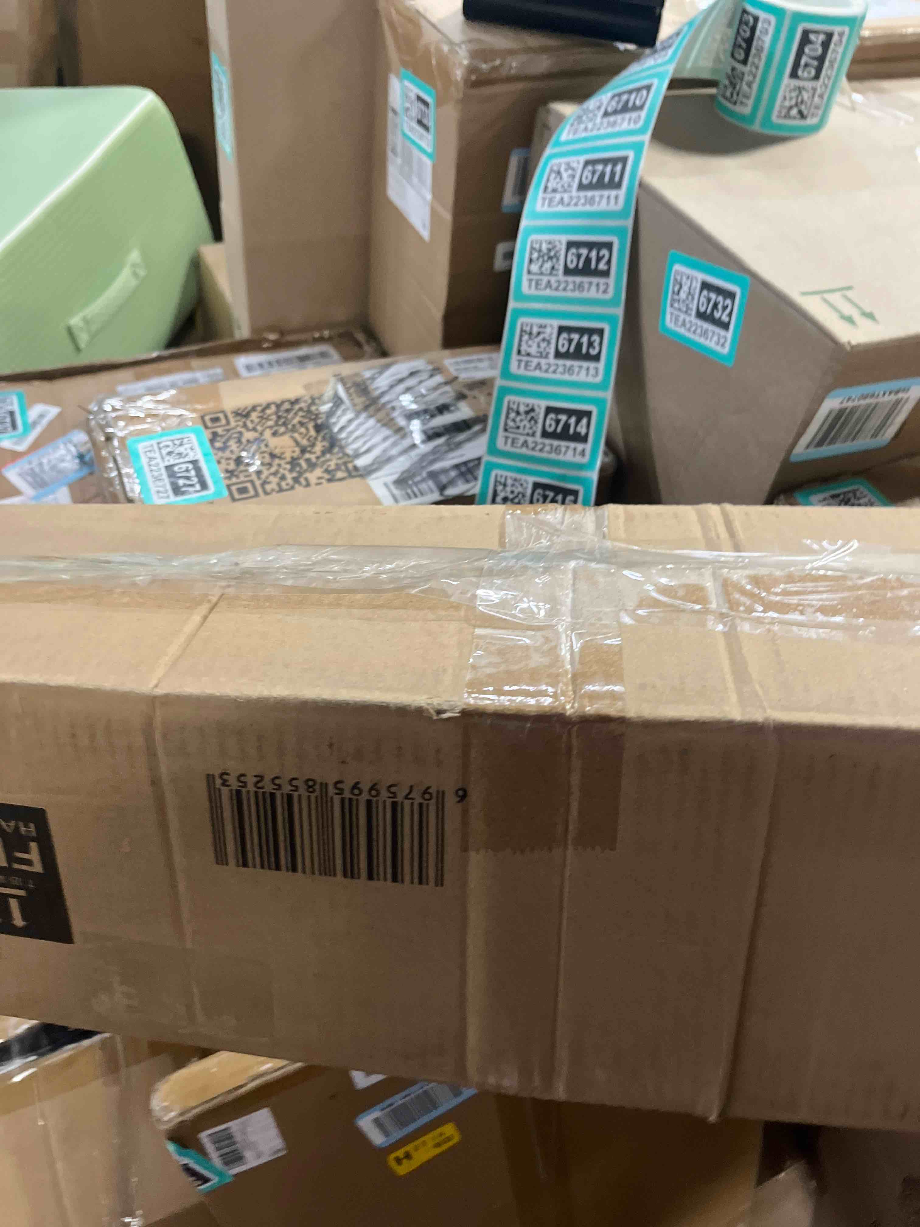 https://s3.amazonaws.com/lotting-images-prod/phillipi/TEA2236716_1755621797332.jpeg