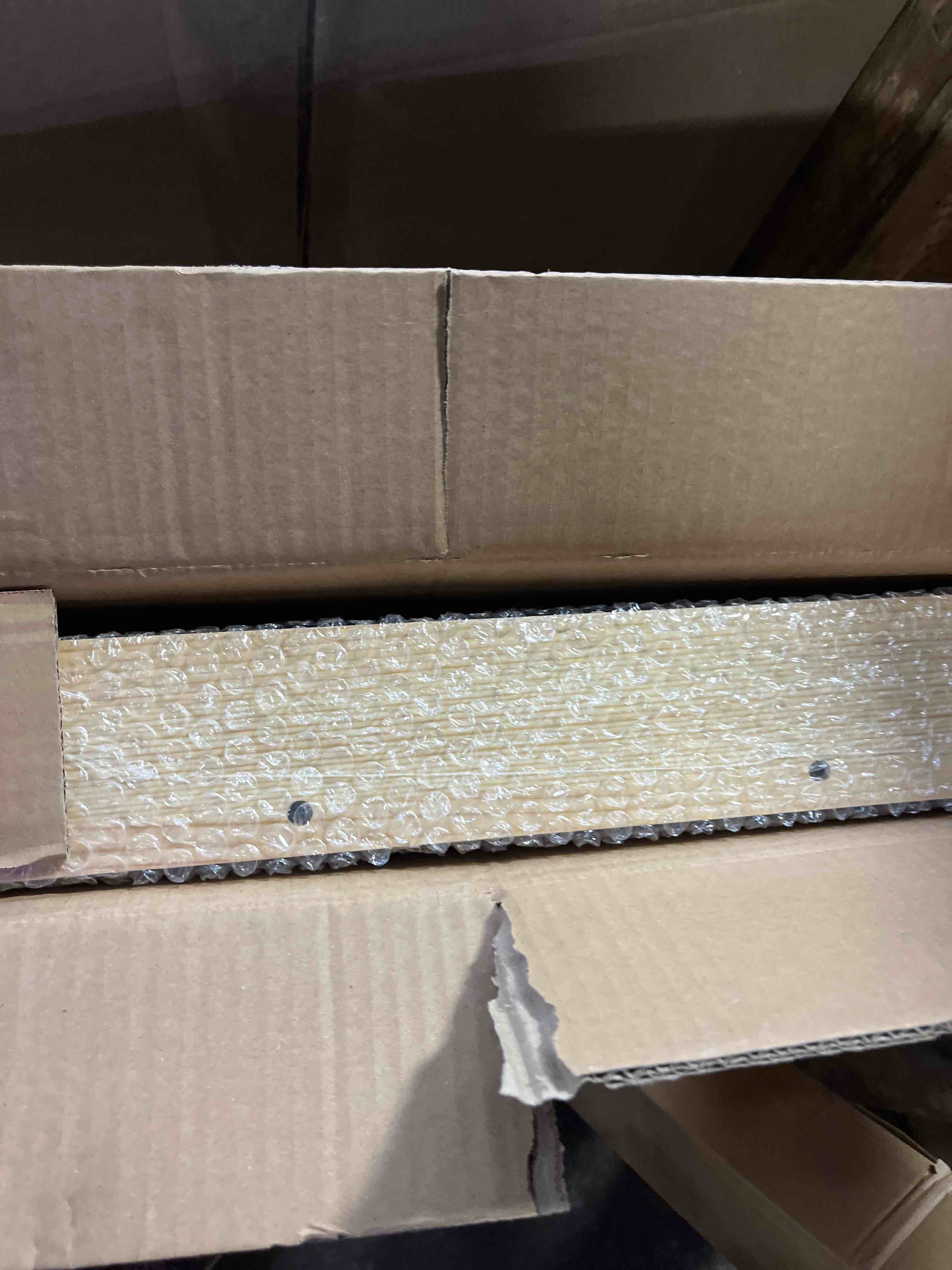 https://s3.amazonaws.com/lotting-images-prod/phillipi/TEA2236728_1755619762308.jpeg