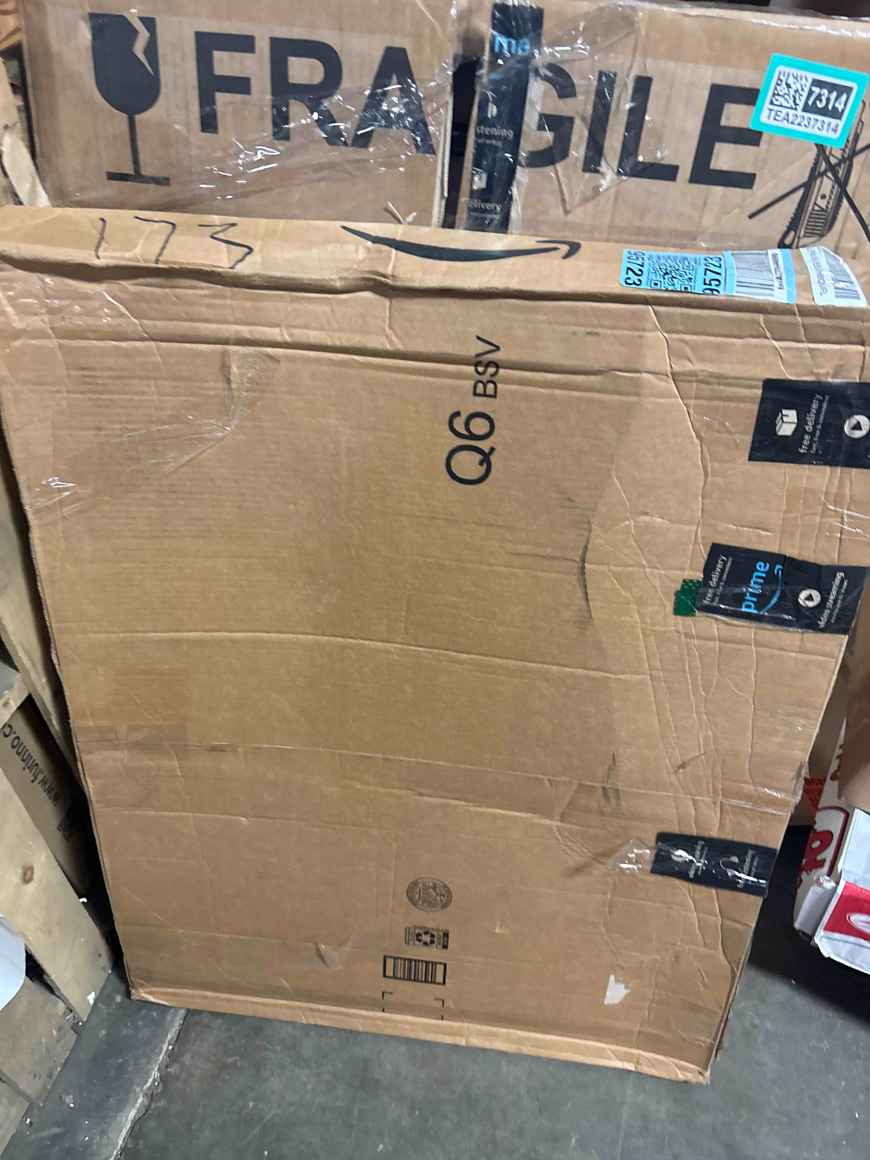 https://s3.amazonaws.com/lotting-images-prod/phillipi/TEA2237315_1755796667871.jpeg