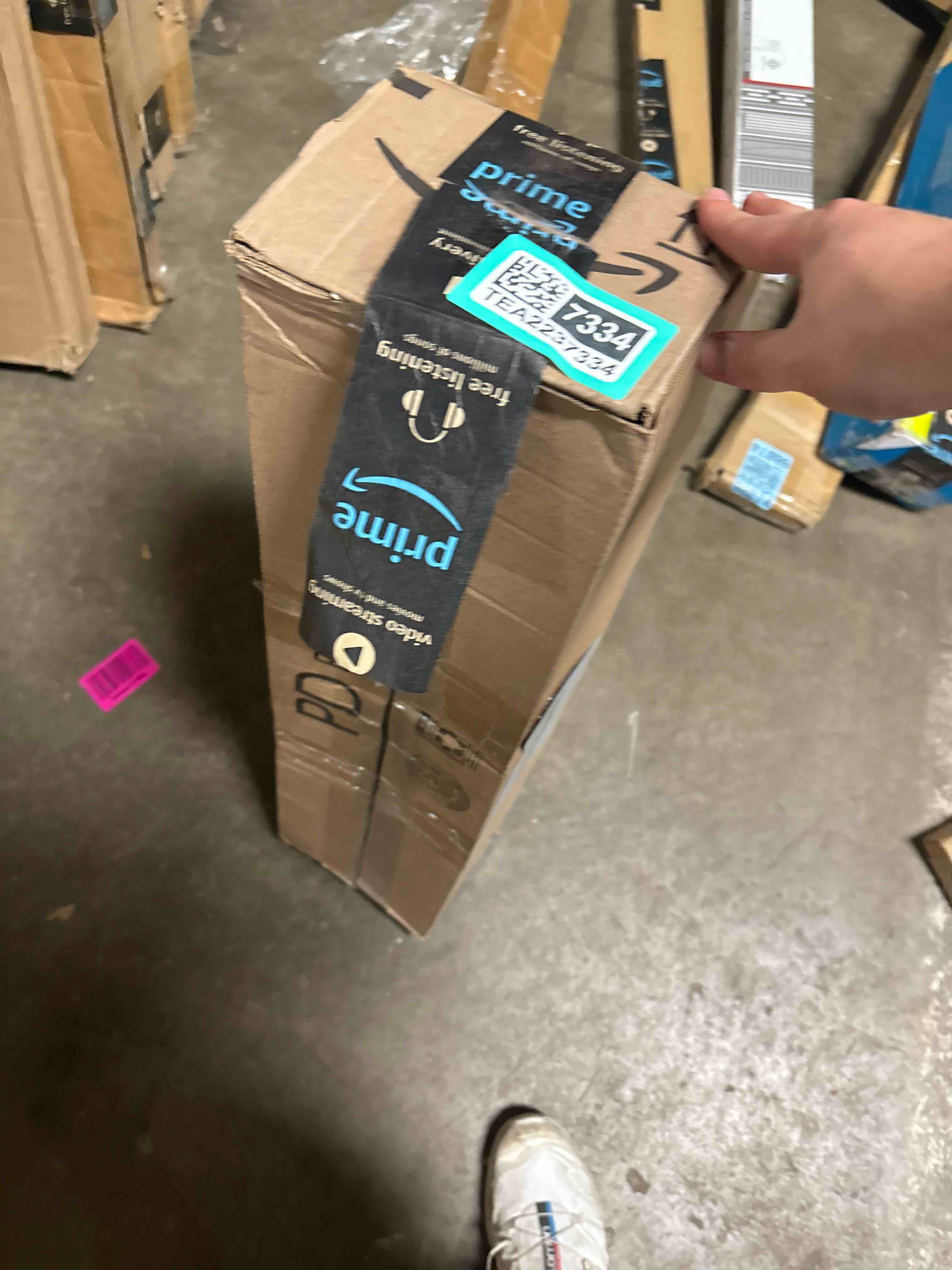 https://s3.amazonaws.com/lotting-images-prod/phillipi/TEA2237334_1755799852284.jpeg