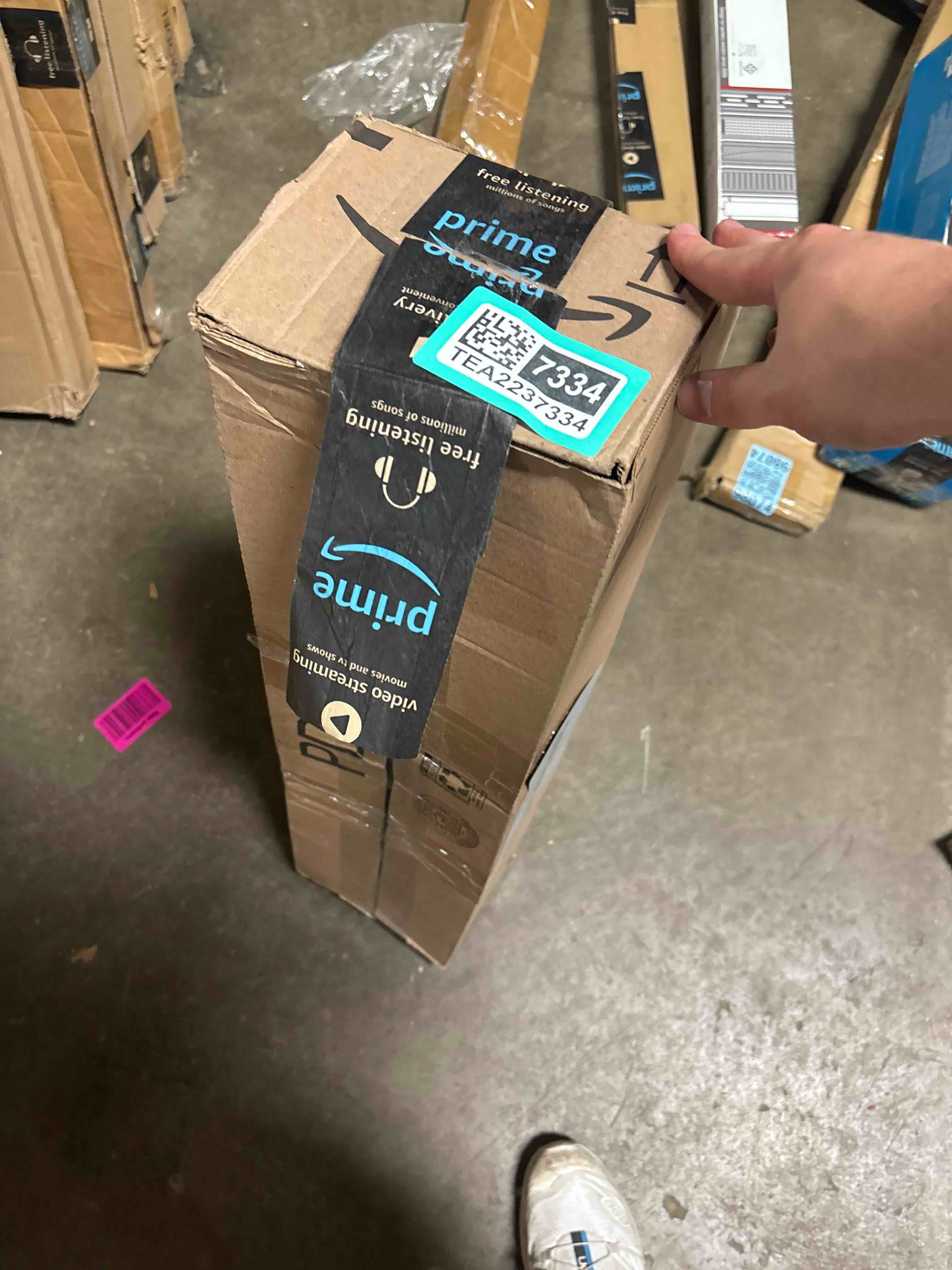 https://s3.amazonaws.com/lotting-images-prod/phillipi/TEA2237334_1755799853227.jpeg