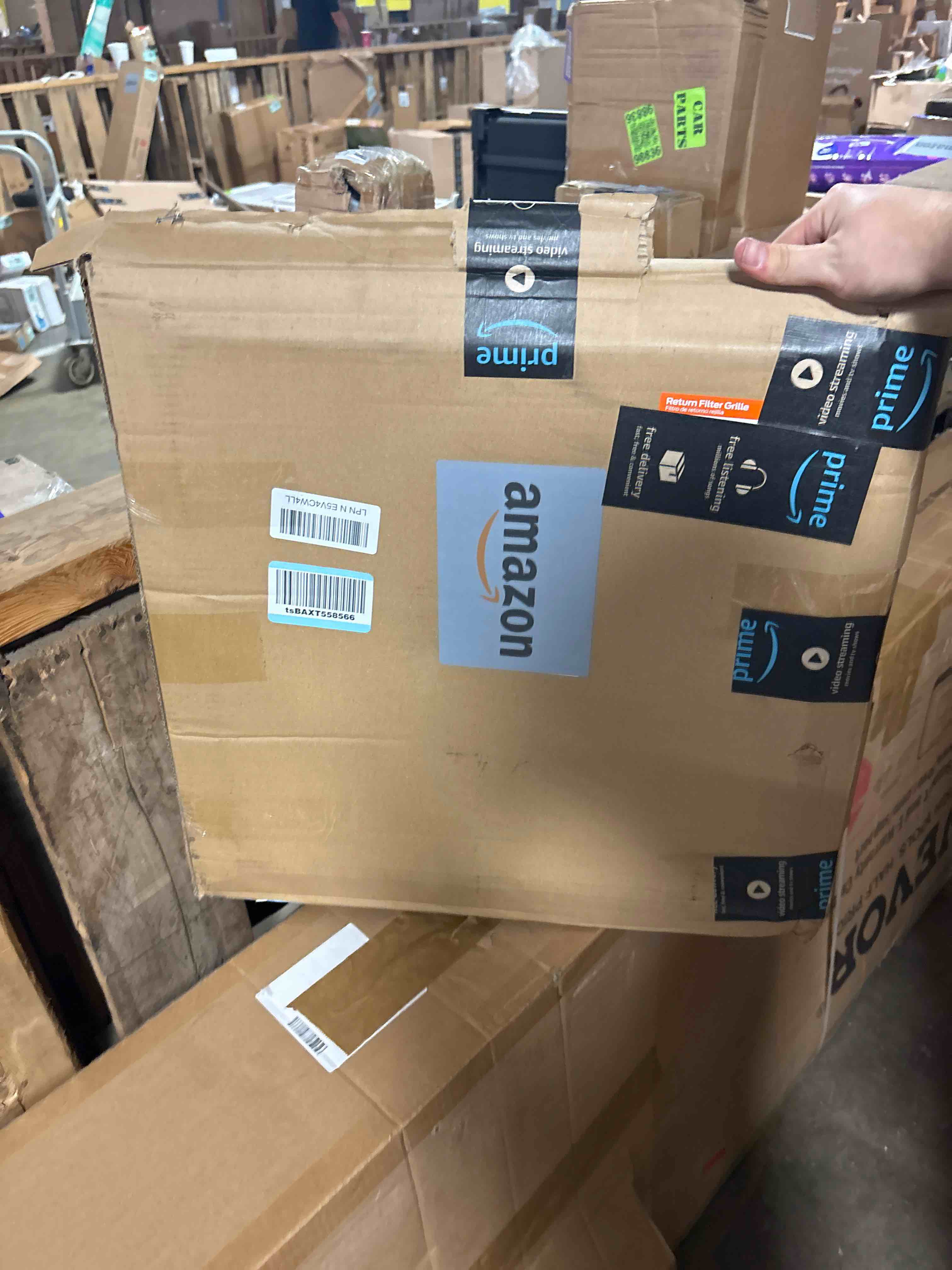 https://s3.amazonaws.com/lotting-images-prod/phillipi/TEA2237347_1755802658378.jpeg