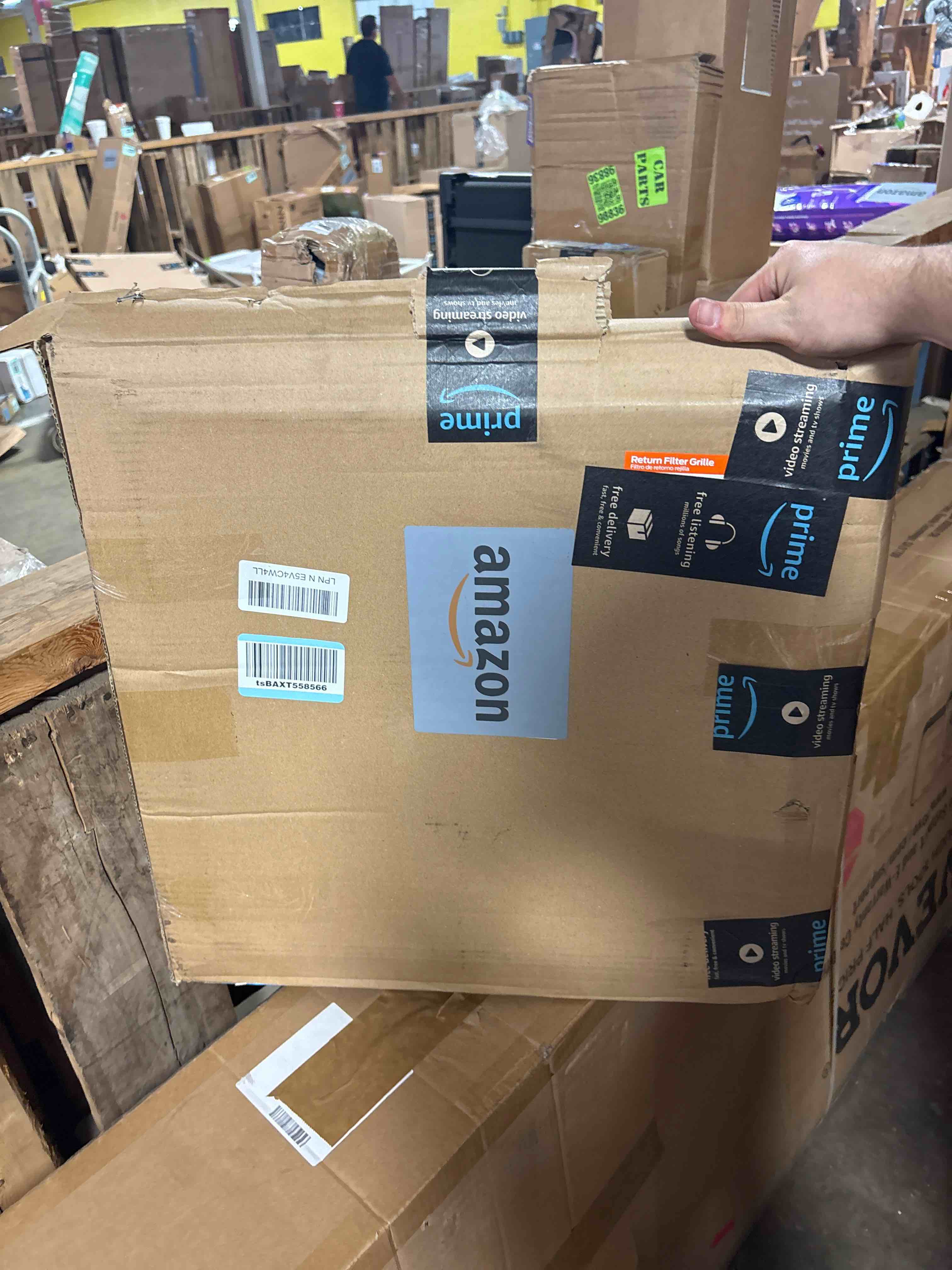 https://s3.amazonaws.com/lotting-images-prod/phillipi/TEA2237347_1755802659332.jpeg