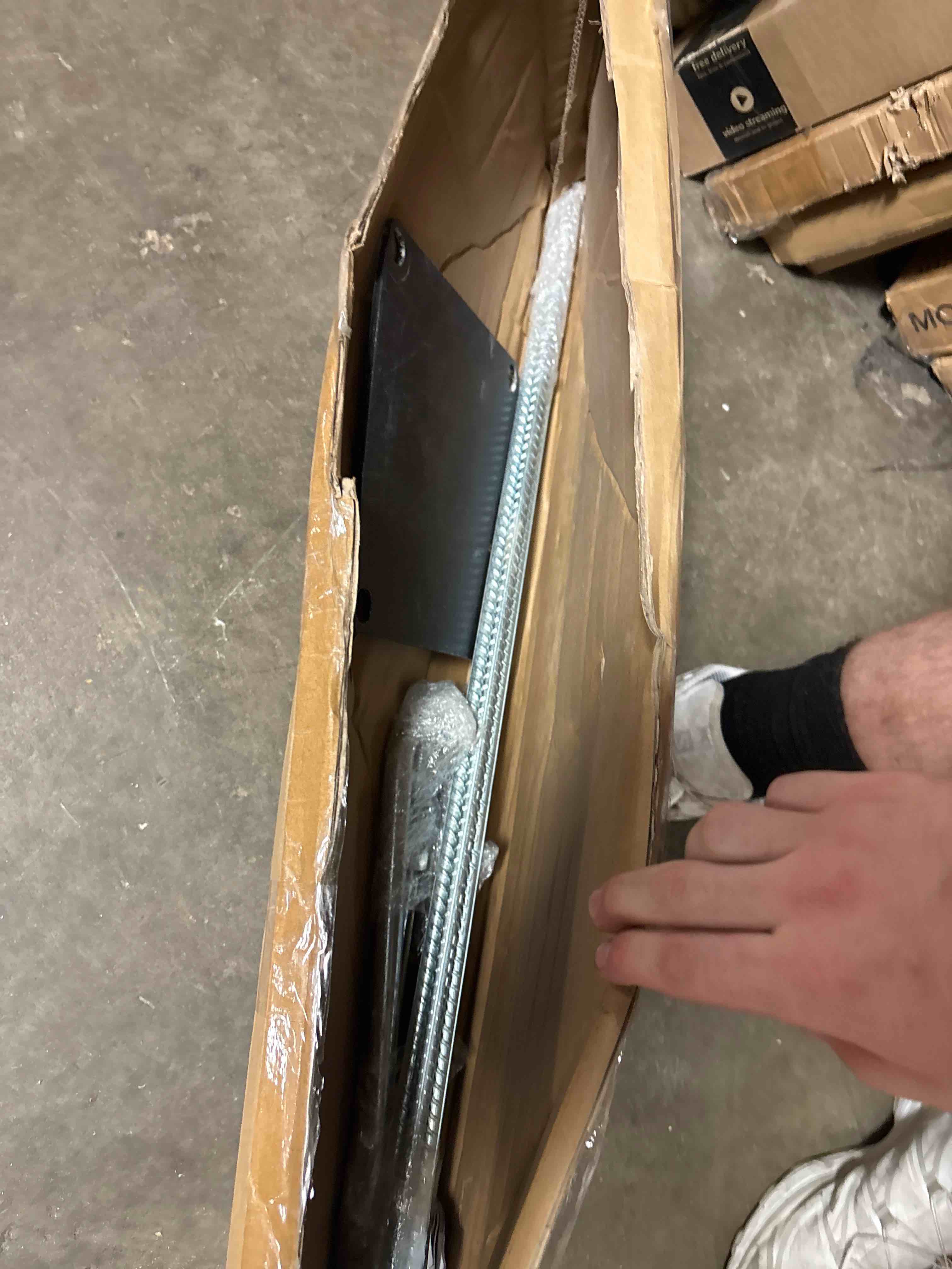 https://s3.amazonaws.com/lotting-images-prod/phillipi/TEA2237350_1755804341535.jpeg