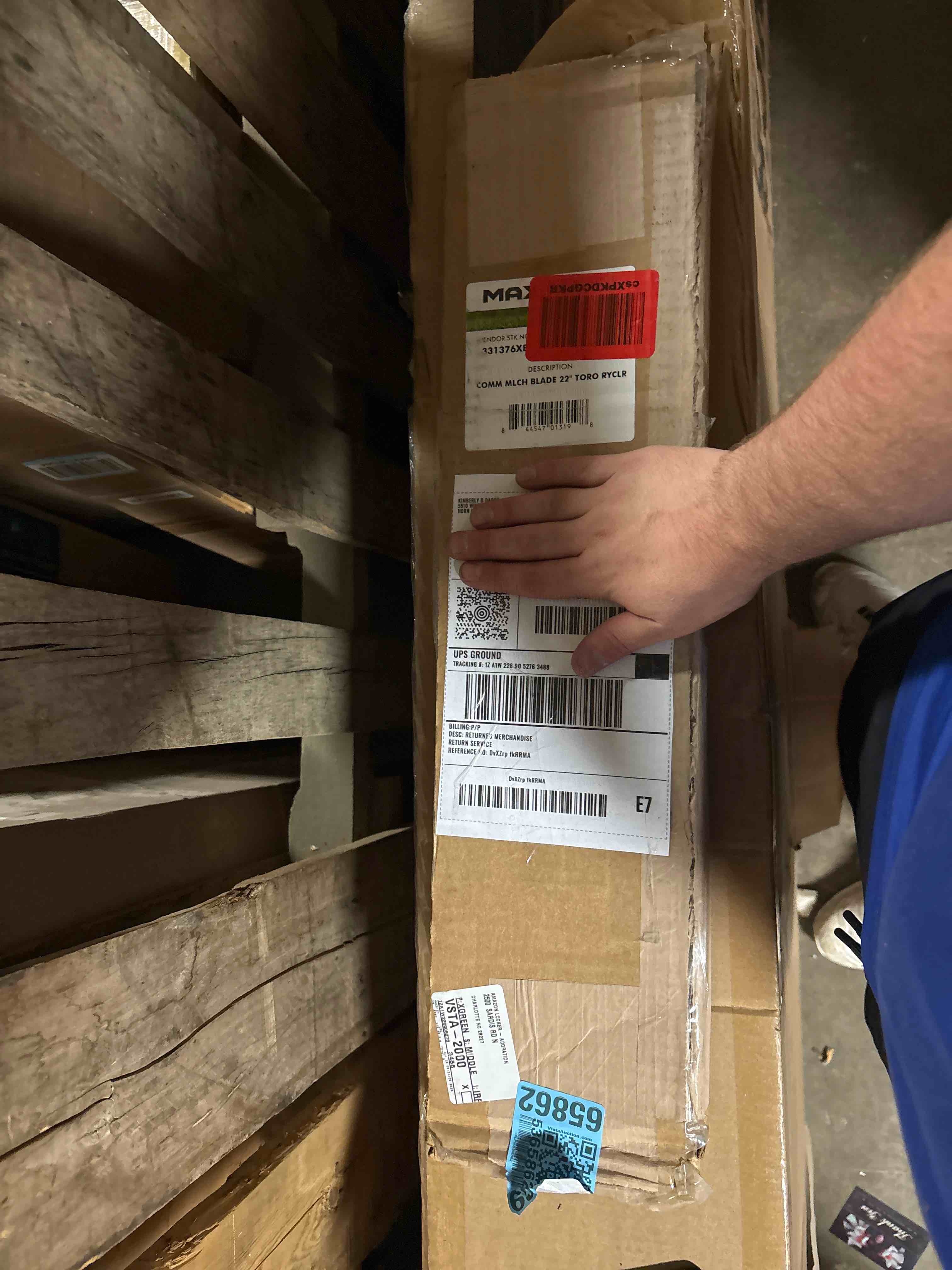 https://s3.amazonaws.com/lotting-images-prod/phillipi/TEA2237364_1755807144661.jpeg