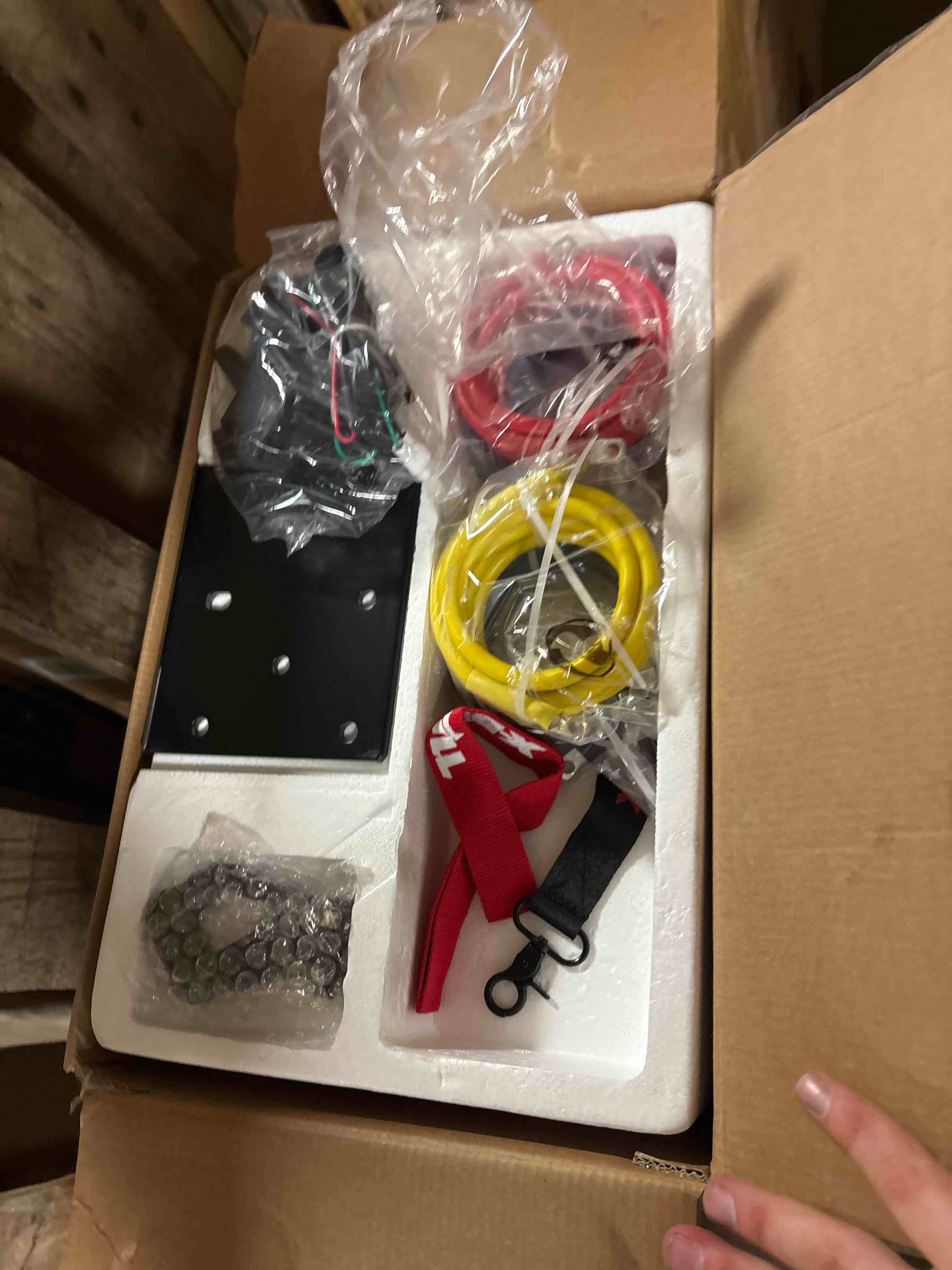 https://s3.amazonaws.com/lotting-images-prod/phillipi/TEA2237366_1755807813567.jpeg