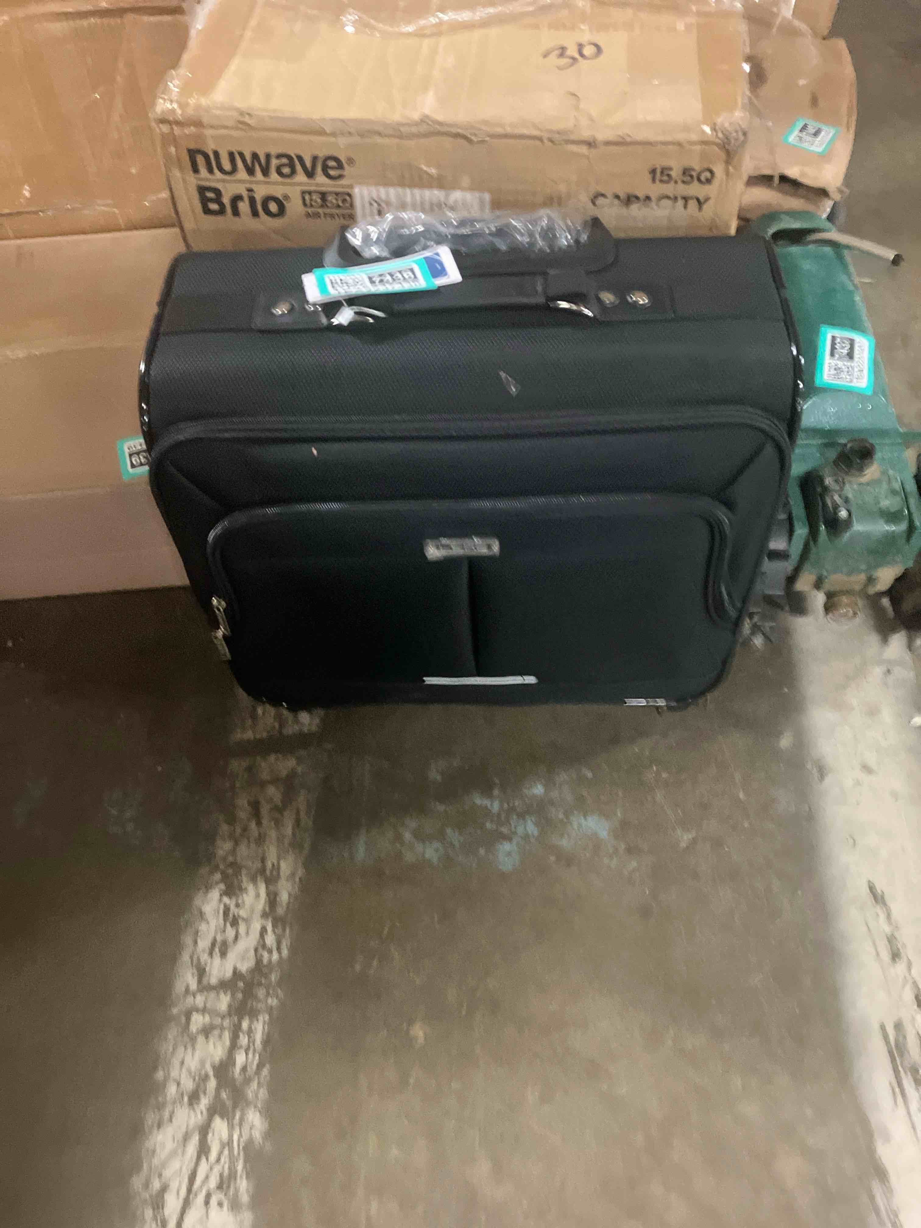 https://s3.amazonaws.com/lotting-images-prod/phillipi/TEA2237436_1756324387820.jpeg