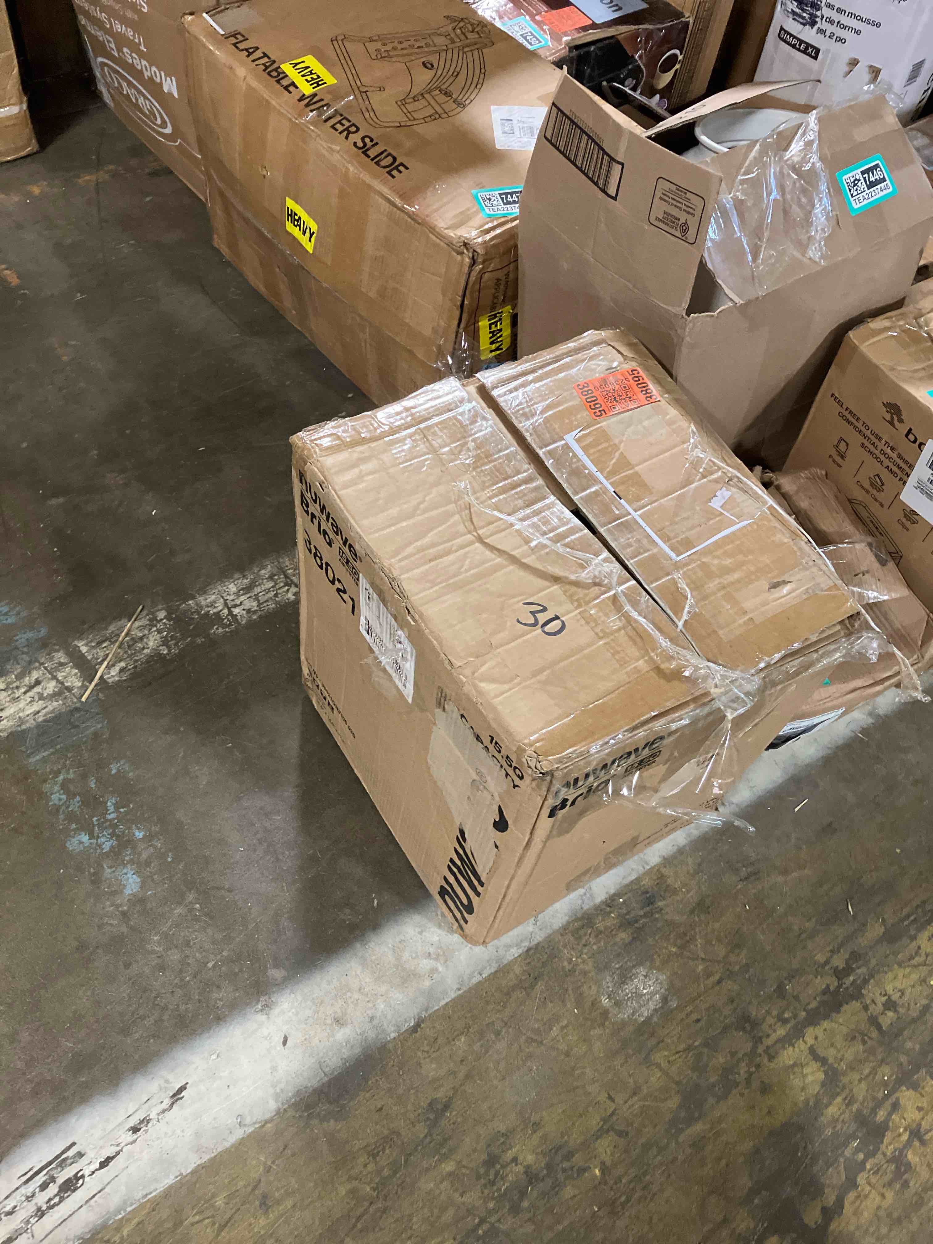 https://s3.amazonaws.com/lotting-images-prod/phillipi/TEA2237444_1756318122095.jpeg