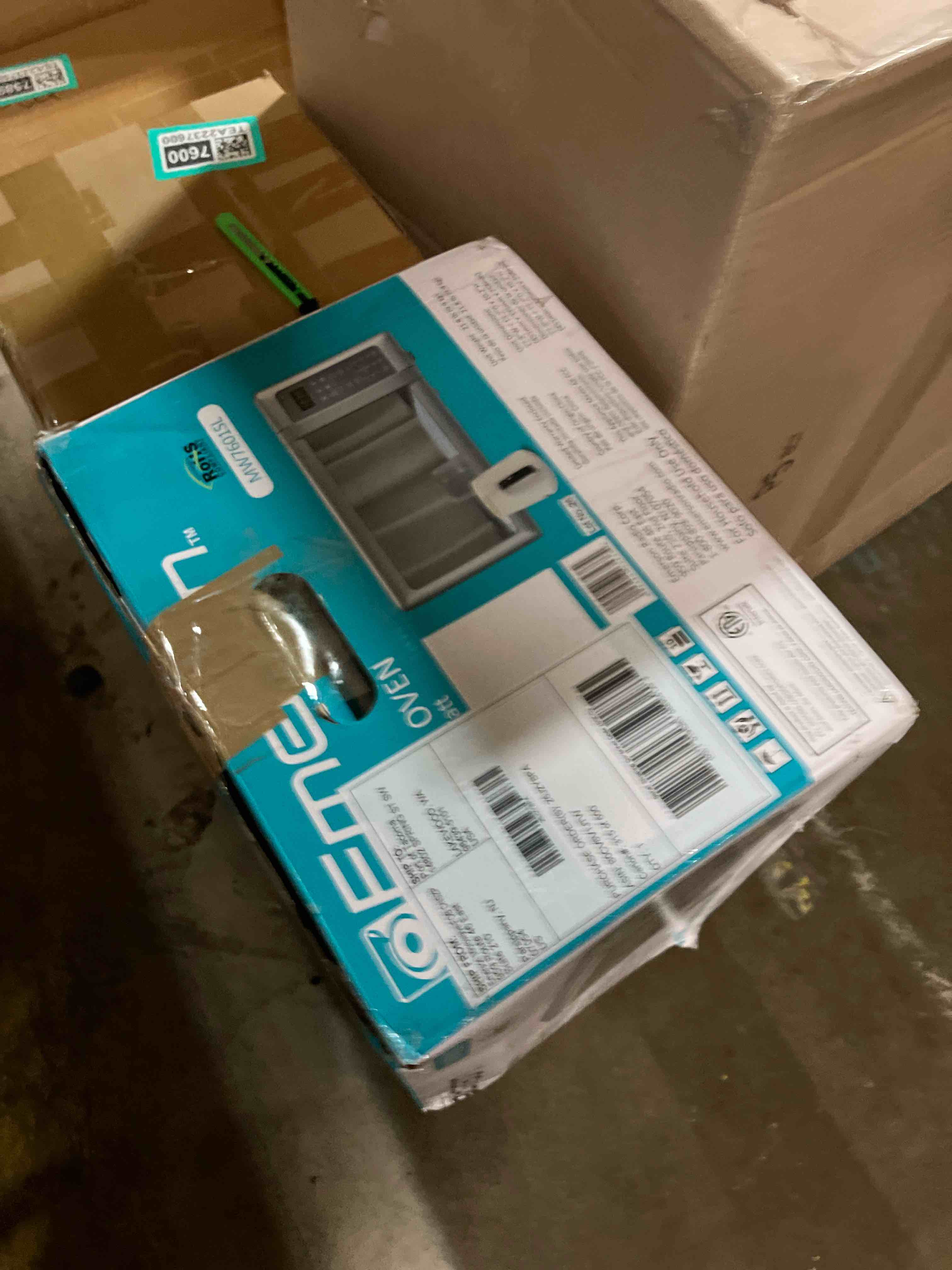 https://s3.amazonaws.com/lotting-images-prod/phillipi/TEA2237604_1756407134488.jpeg