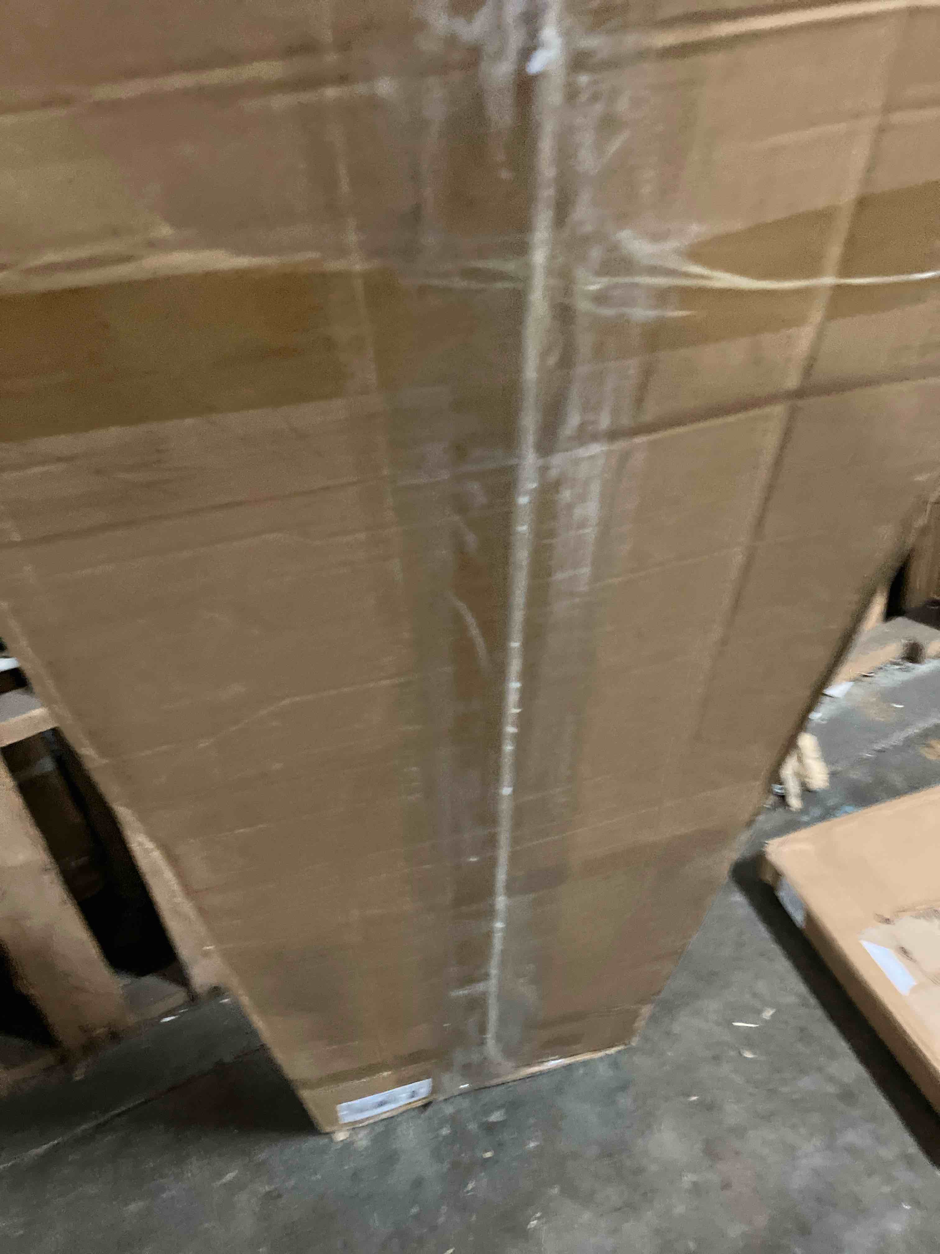https://s3.amazonaws.com/lotting-images-prod/phillipi/TEA2237617_1756408740581.jpeg