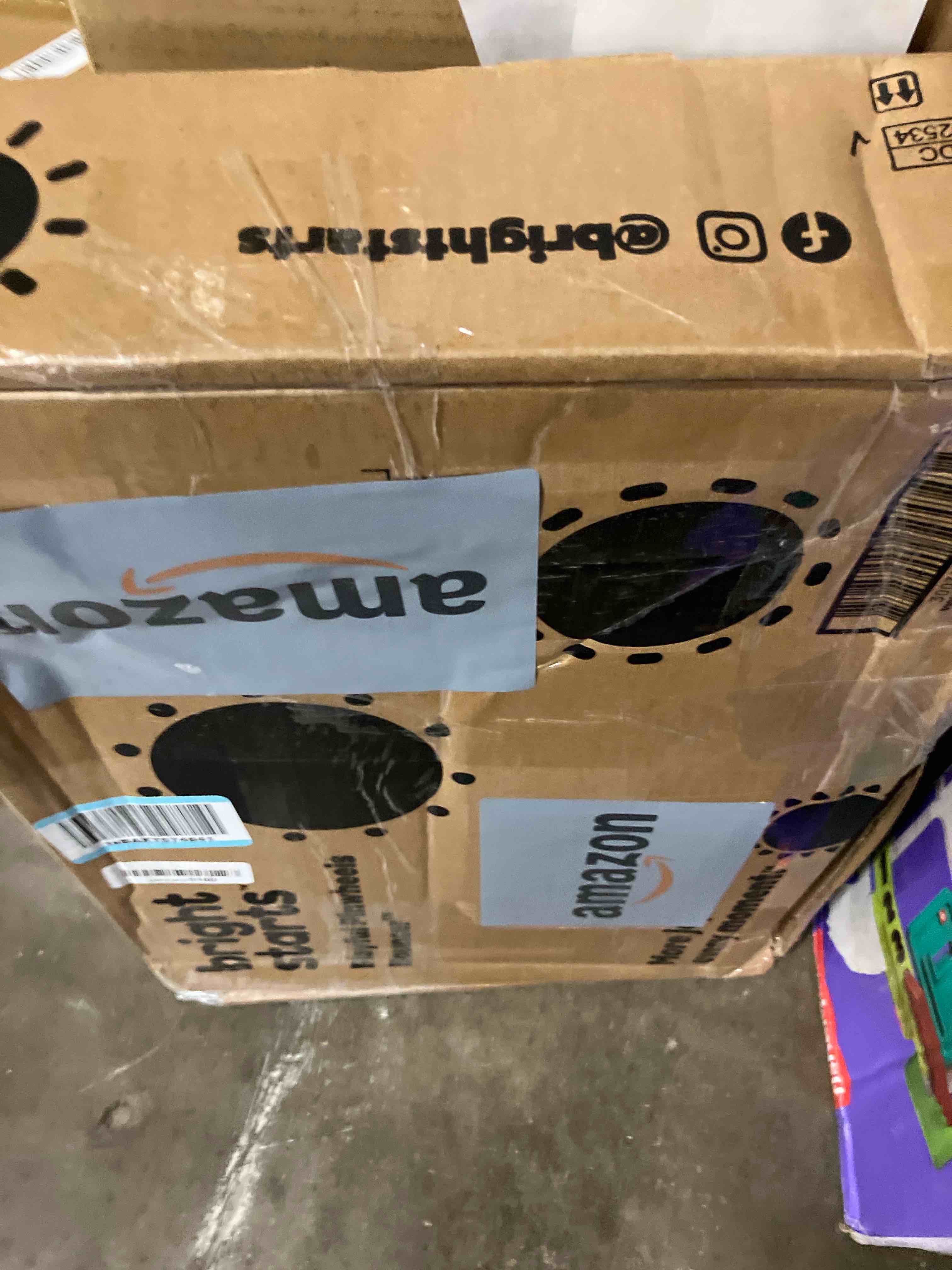 https://s3.amazonaws.com/lotting-images-prod/phillipi/TEA2237632_1756412824073.jpeg