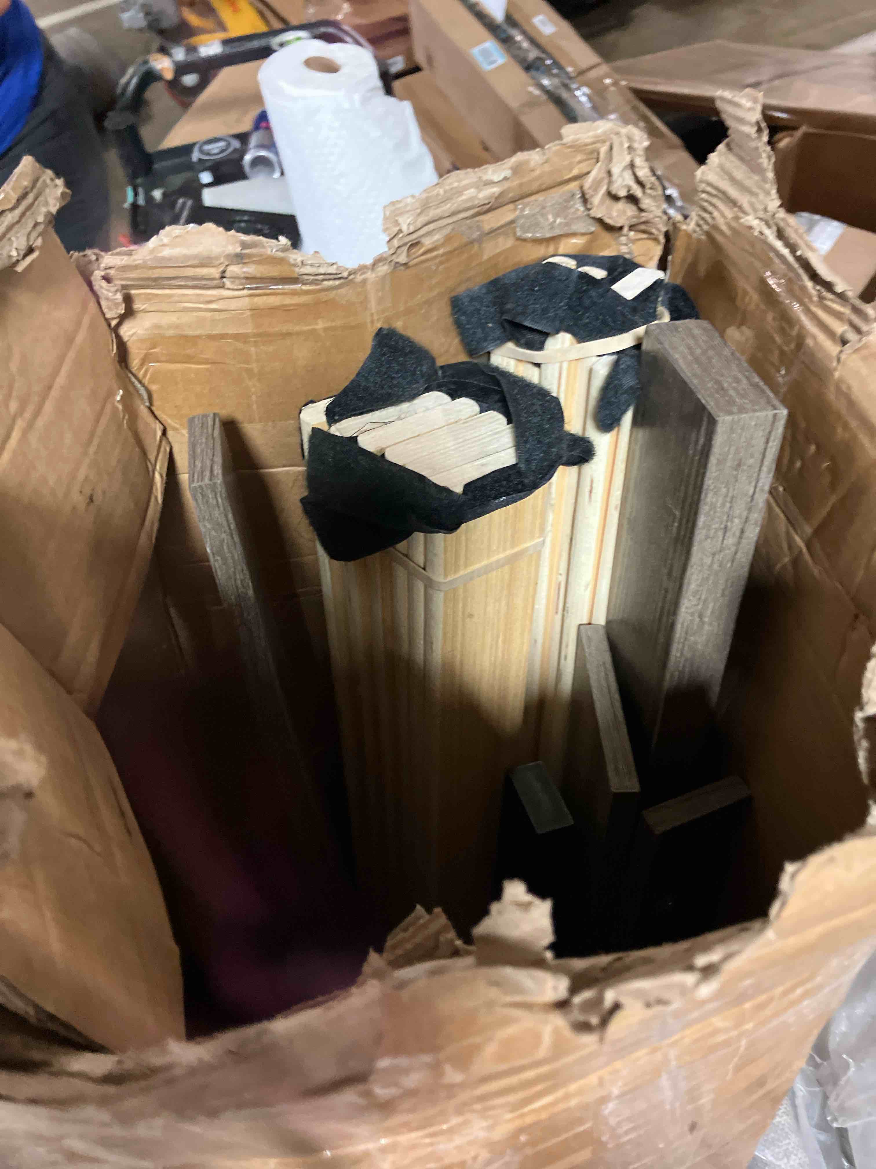https://s3.amazonaws.com/lotting-images-prod/phillipi/TEA2237653_1756408897277.jpeg