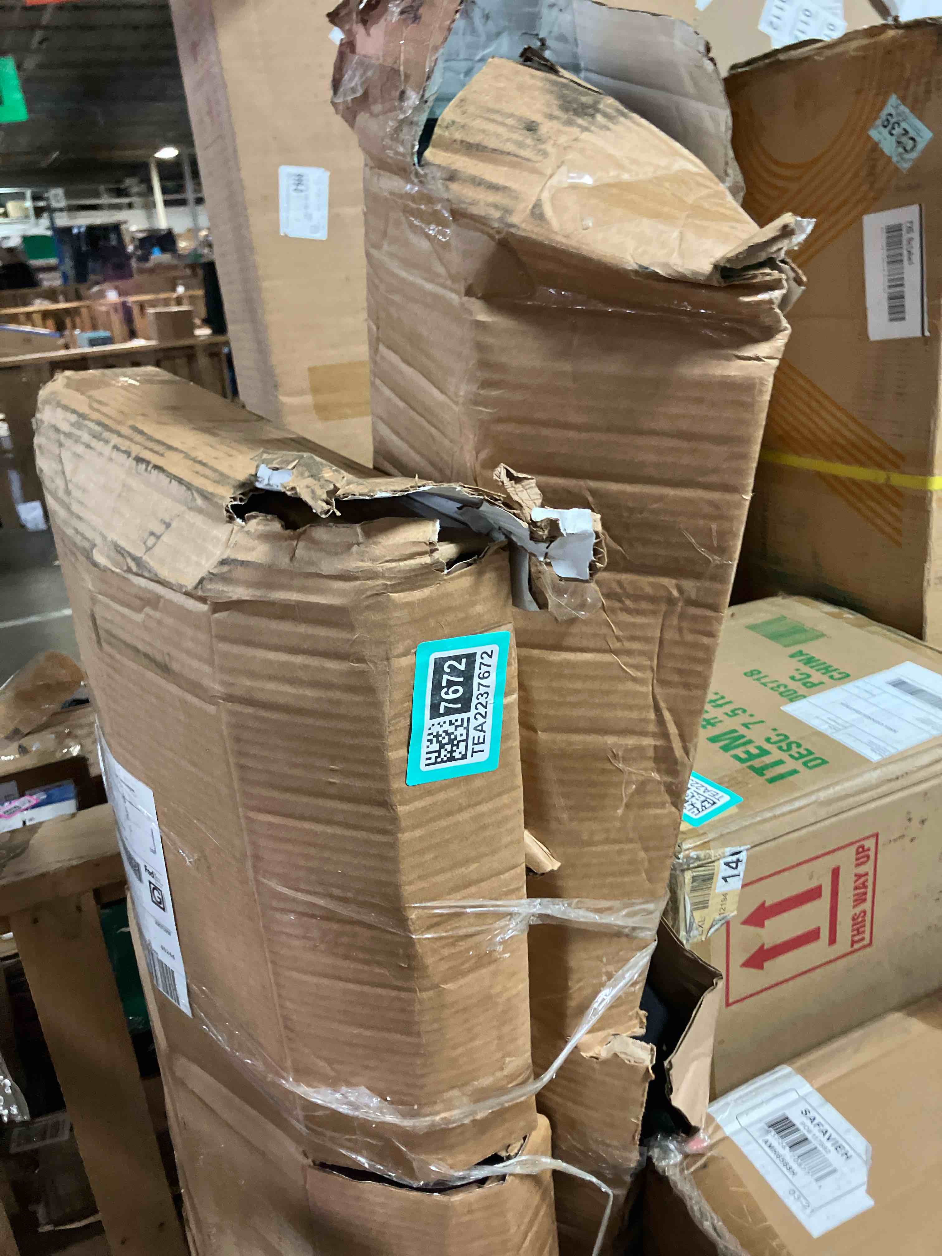 https://s3.amazonaws.com/lotting-images-prod/phillipi/TEA2237672_1756412885033.jpeg
