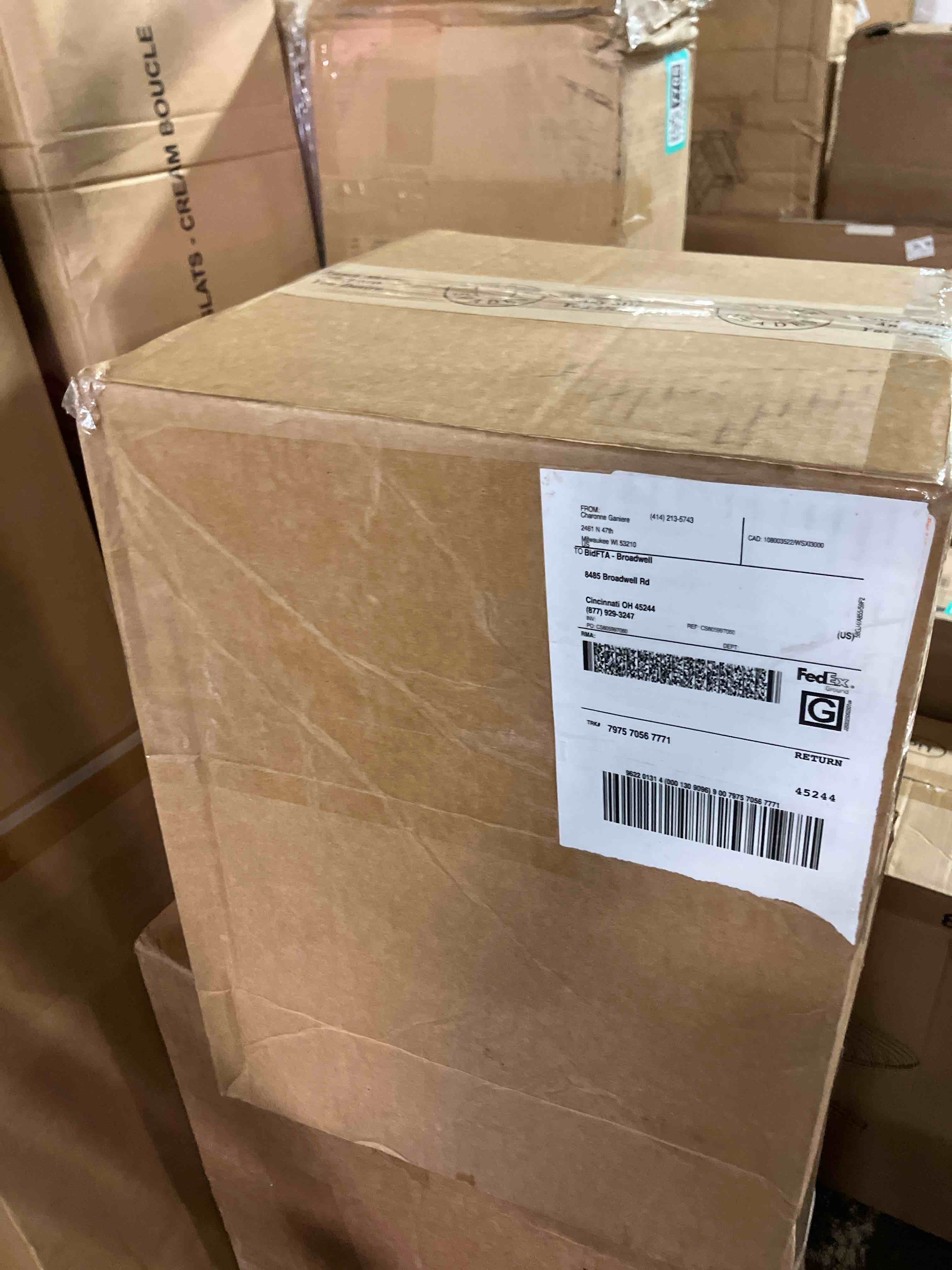 https://s3.amazonaws.com/lotting-images-prod/phillipi/TEA2237711_1756478456899.jpeg