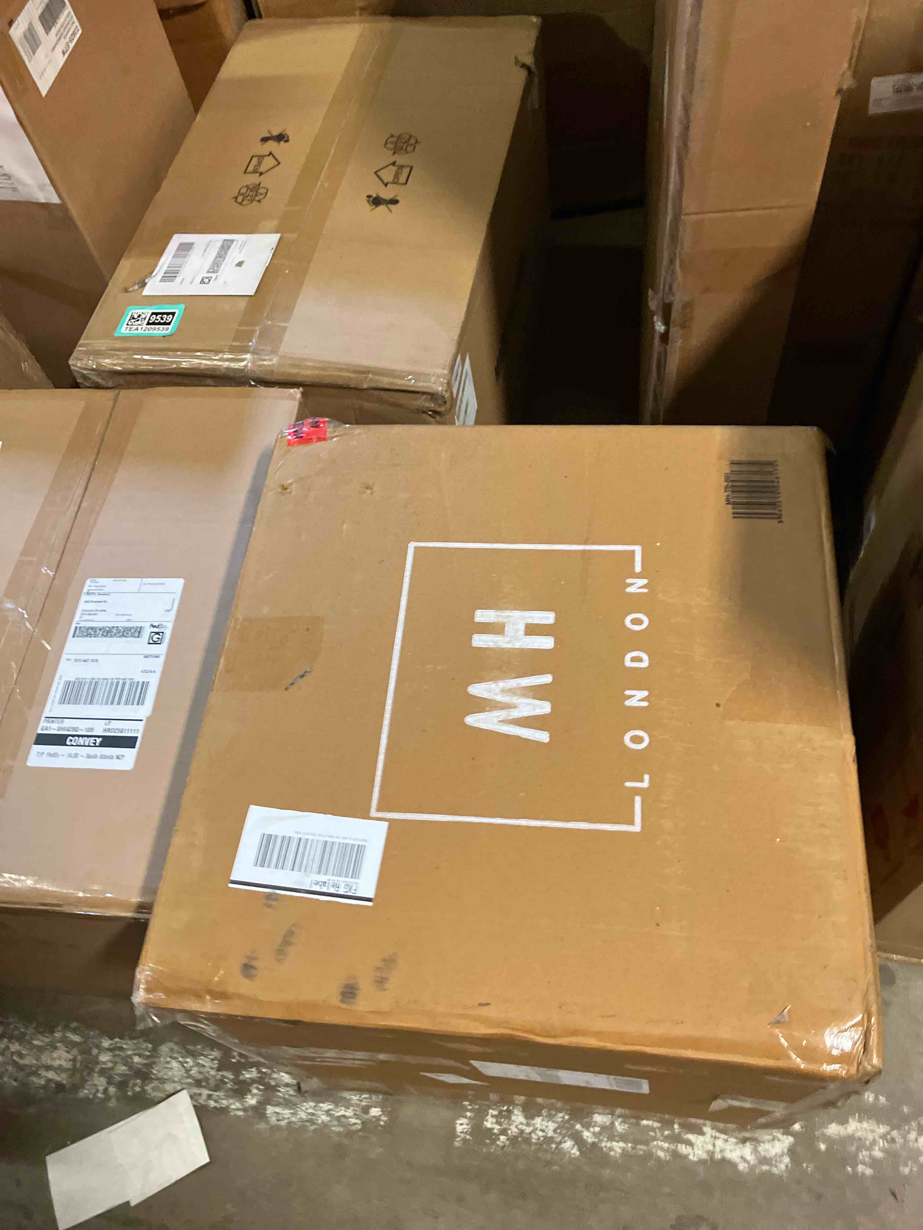 https://s3.amazonaws.com/lotting-images-prod/phillipi/TEA2237733_1756494371721.jpeg