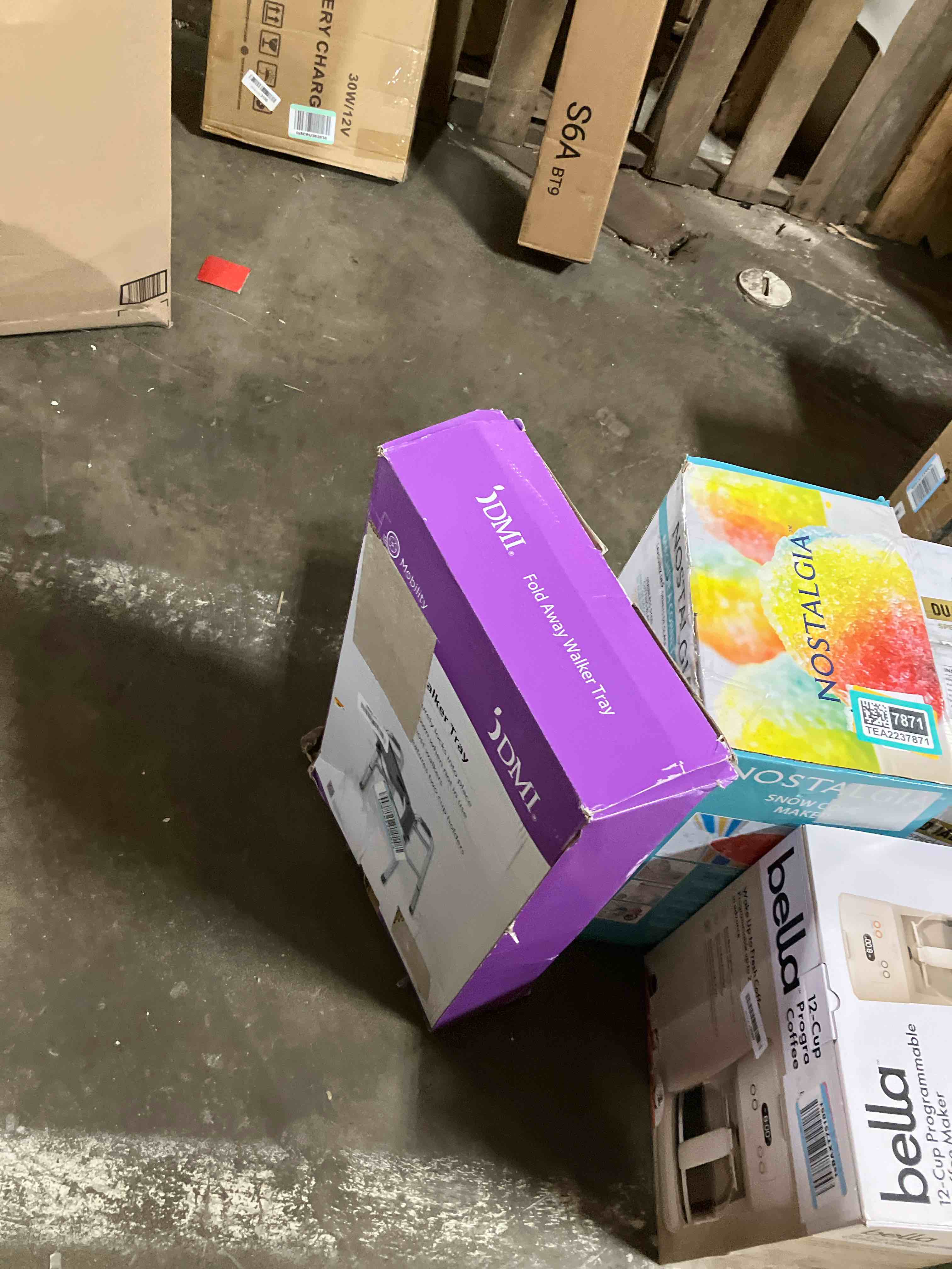 https://s3.amazonaws.com/lotting-images-prod/phillipi/TEA2237872_1756916316265.jpeg