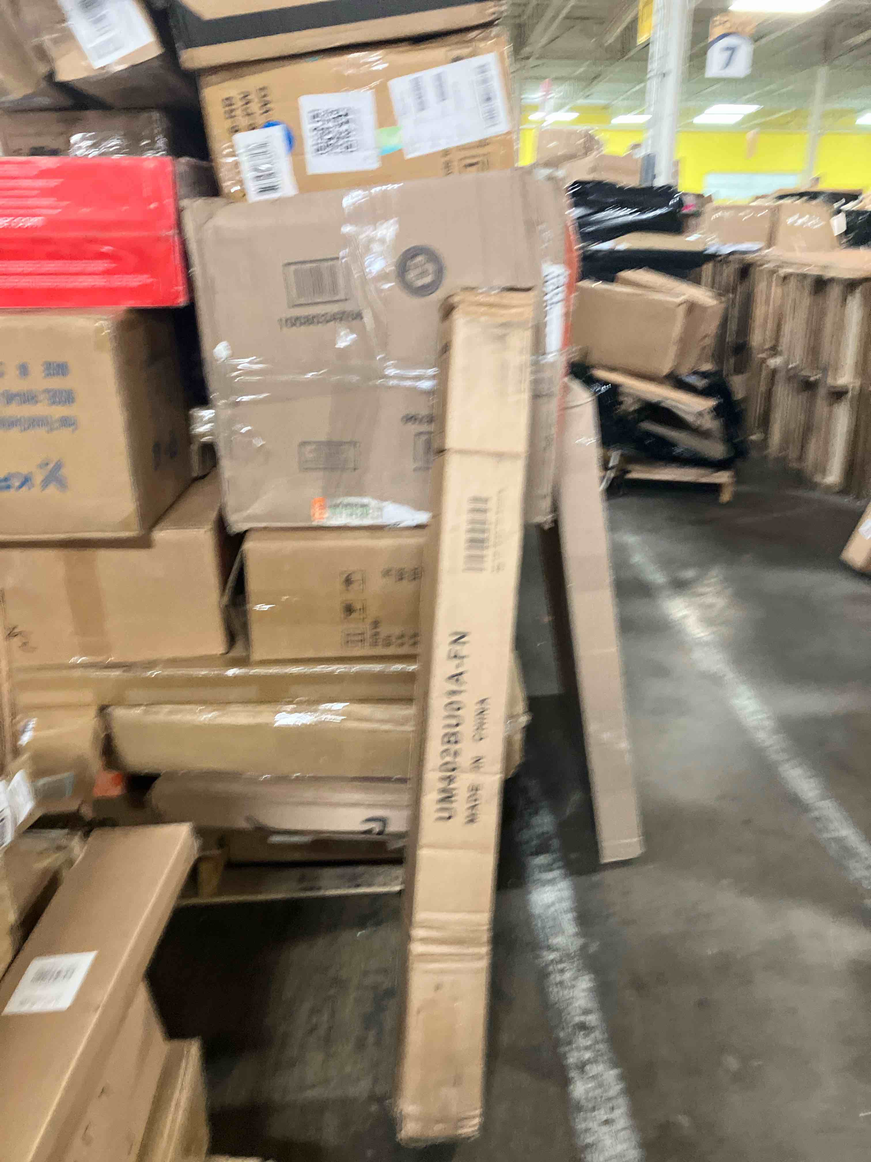 https://s3.amazonaws.com/lotting-images-prod/phillipi/TEA2237884_1756920034472.jpeg