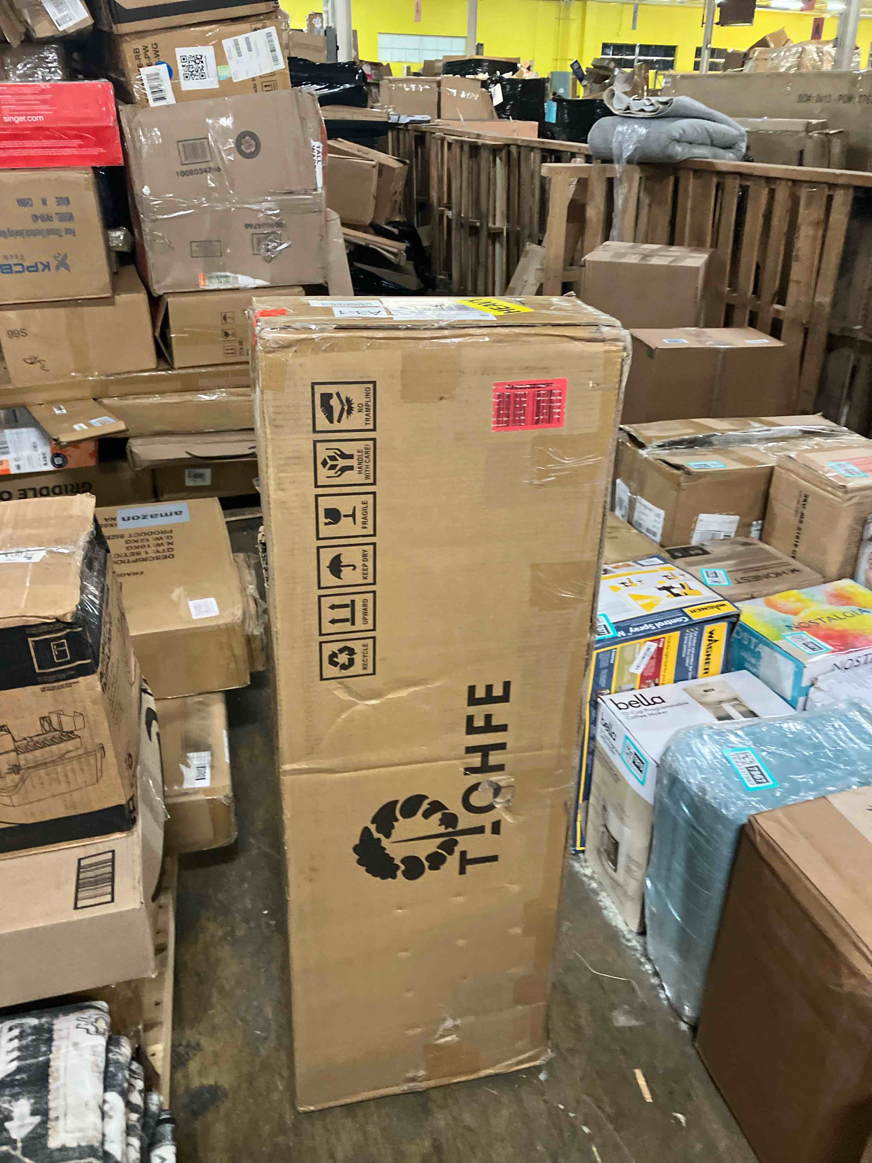 https://s3.amazonaws.com/lotting-images-prod/phillipi/TEA2237896_1756922720397.jpeg
