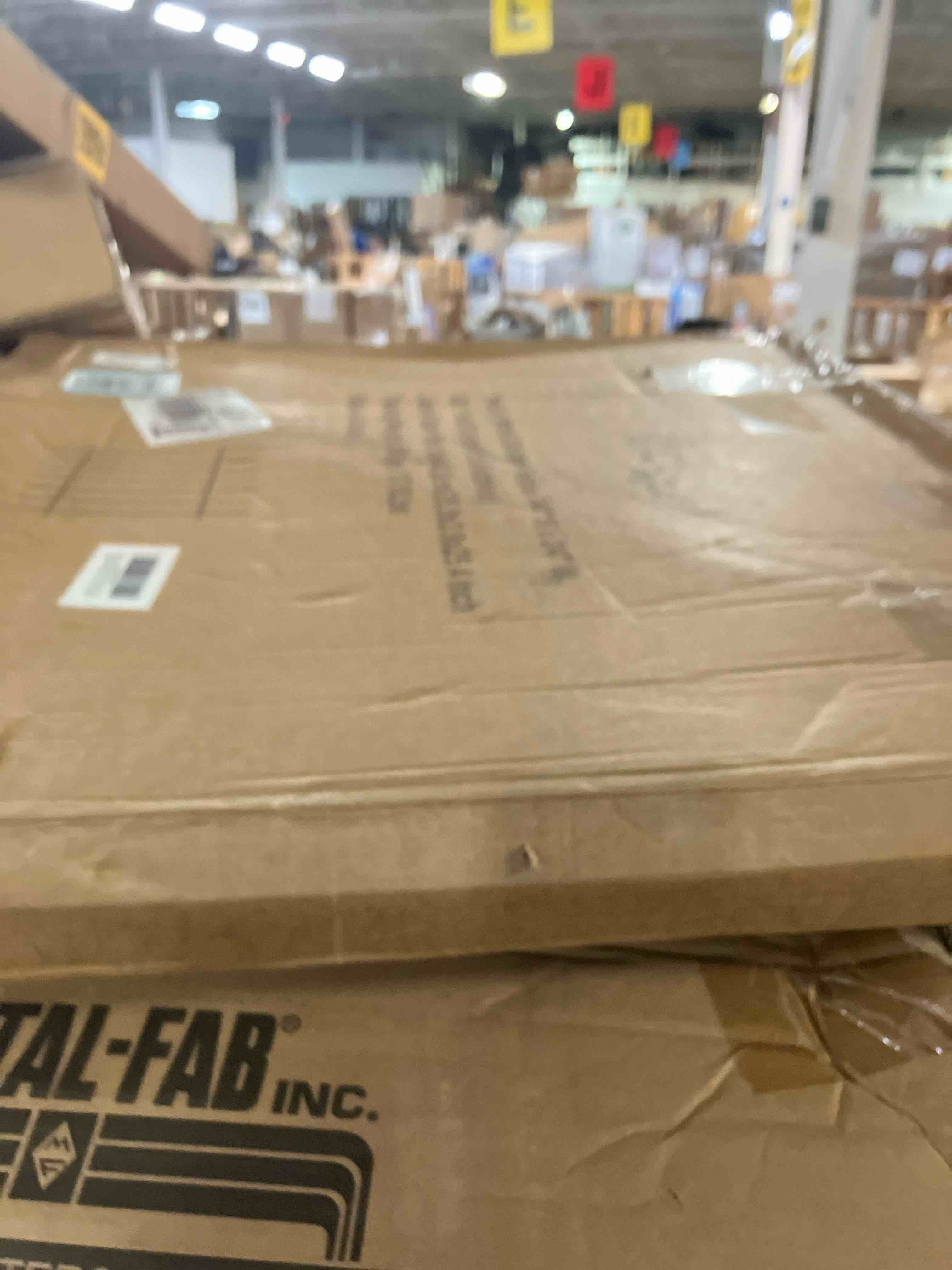 https://s3.amazonaws.com/lotting-images-prod/phillipi/TEA2238135_1757361397385.jpeg