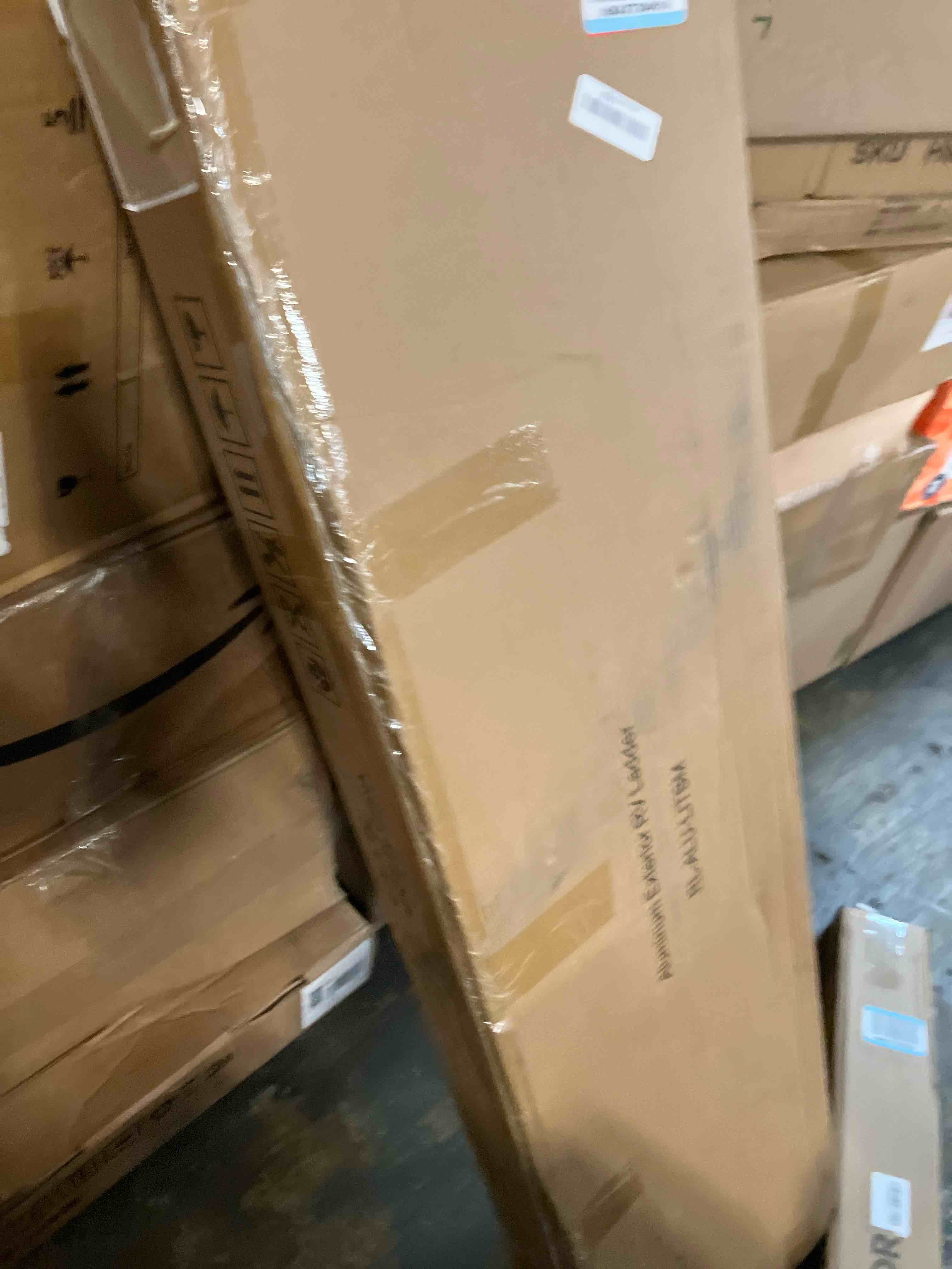 https://s3.amazonaws.com/lotting-images-prod/phillipi/TEA2238199_1757361968356.jpeg