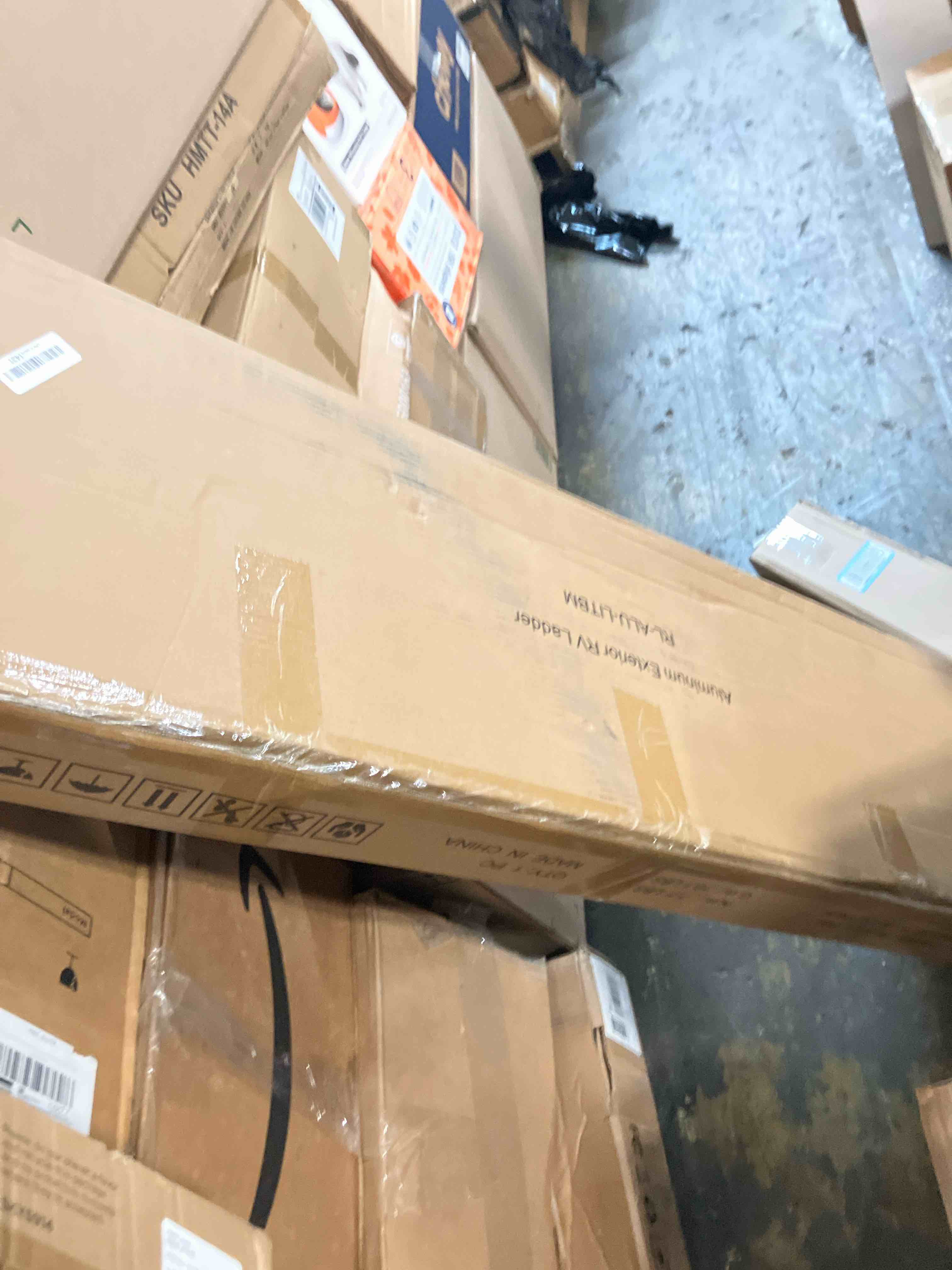 https://s3.amazonaws.com/lotting-images-prod/phillipi/TEA2238199_1757361969517.jpeg