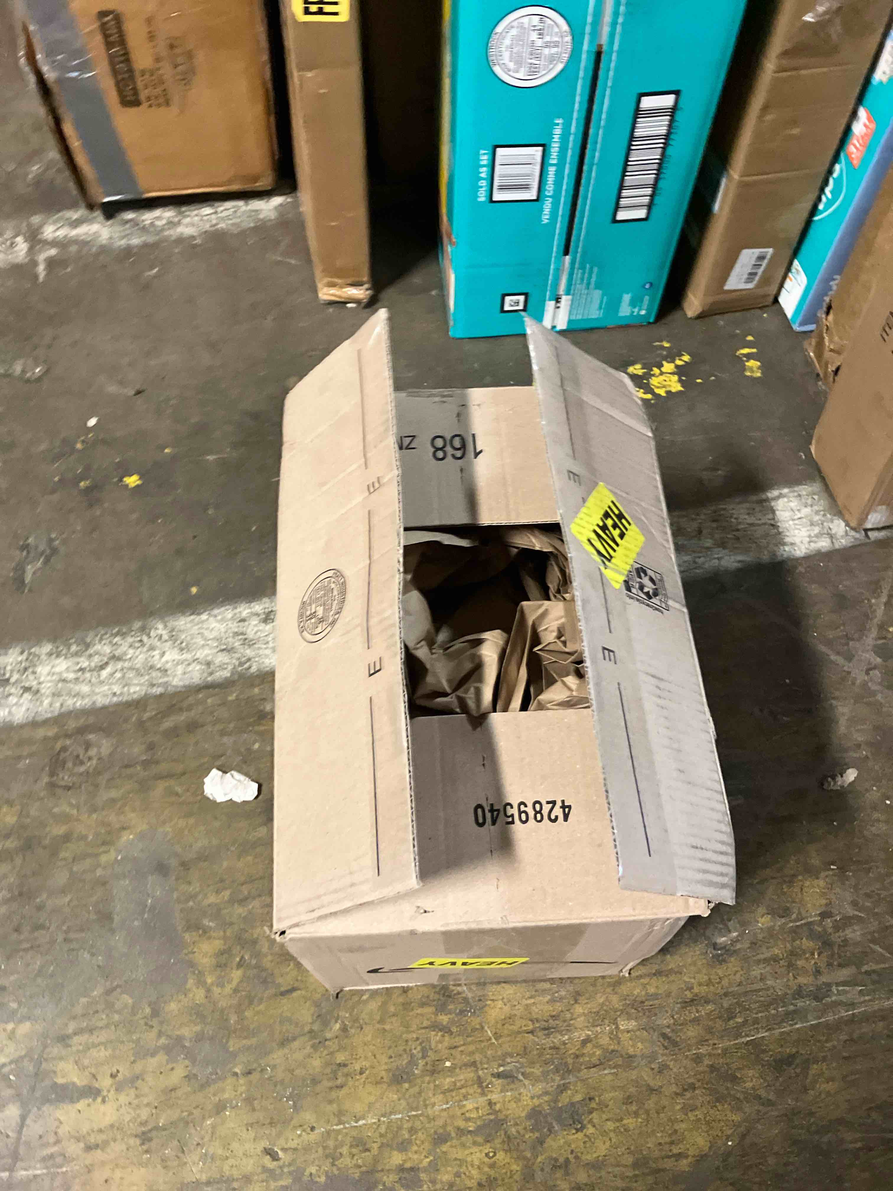 https://s3.amazonaws.com/lotting-images-prod/phillipi/TEA2238204_1757426258070.jpeg