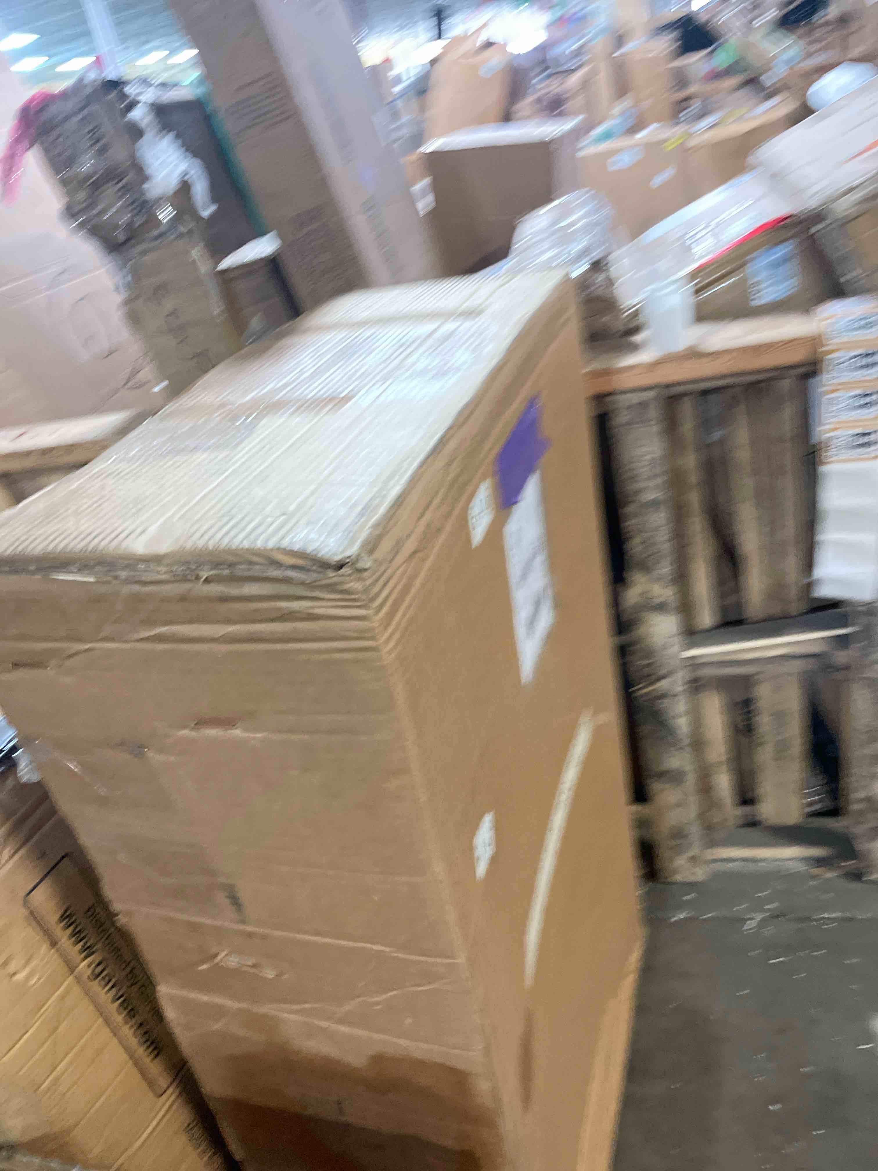 https://s3.amazonaws.com/lotting-images-prod/phillipi/TEA2238251_1757535047157.jpeg