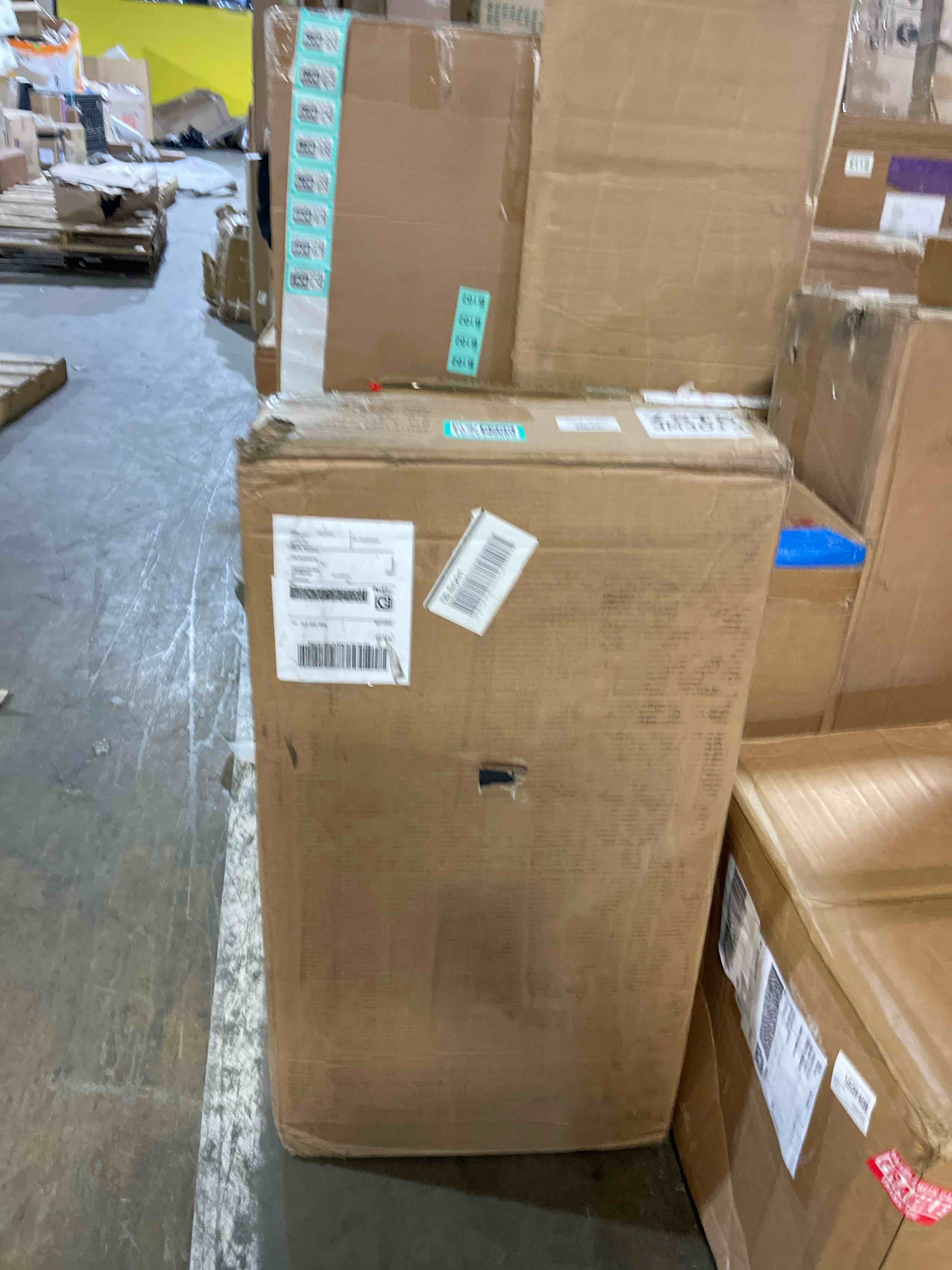 https://s3.amazonaws.com/lotting-images-prod/phillipi/TEA2238266_1757537999808.jpeg