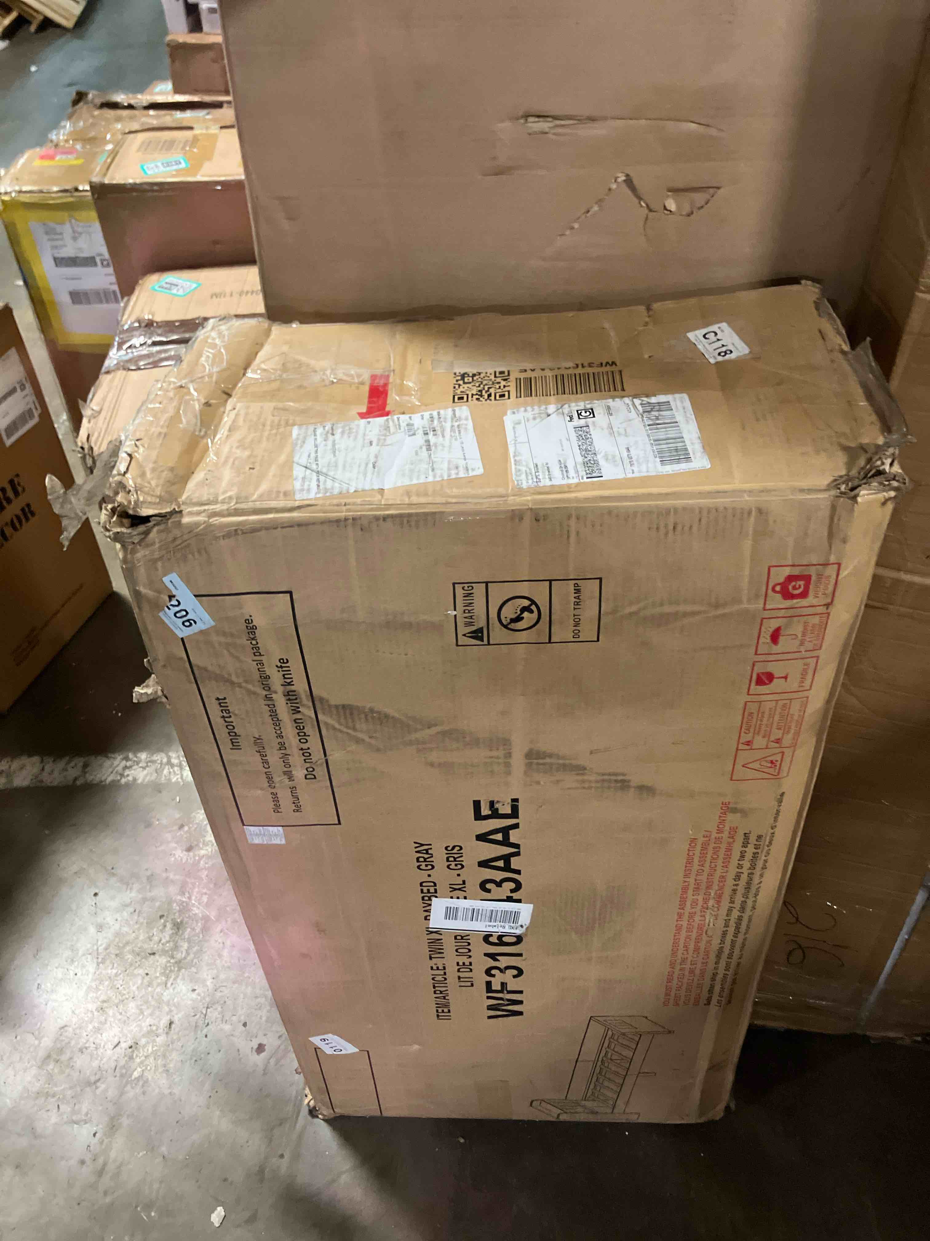 https://s3.amazonaws.com/lotting-images-prod/phillipi/TEA2238386_1757620943615.jpeg