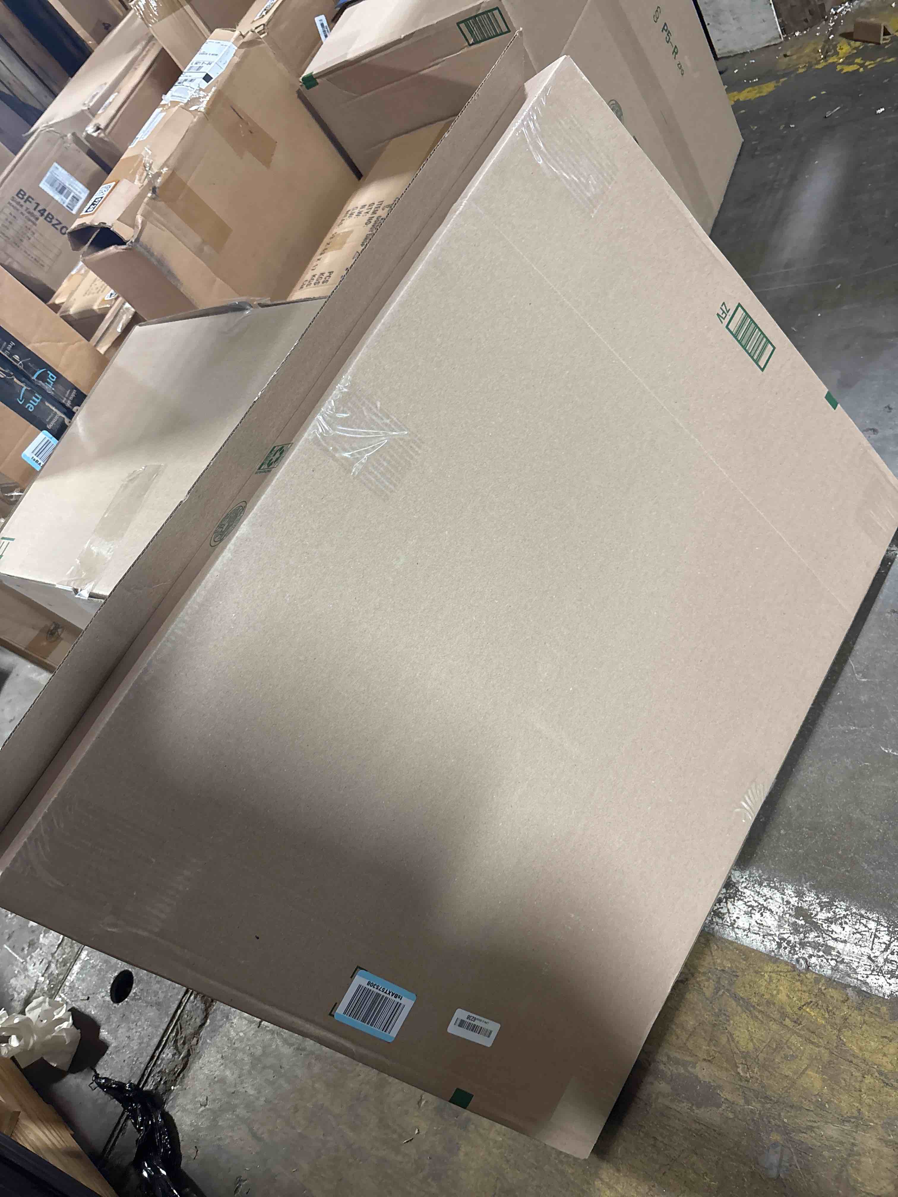 https://s3.amazonaws.com/lotting-images-prod/phillipi/TEA2238452_1757607337652.jpeg