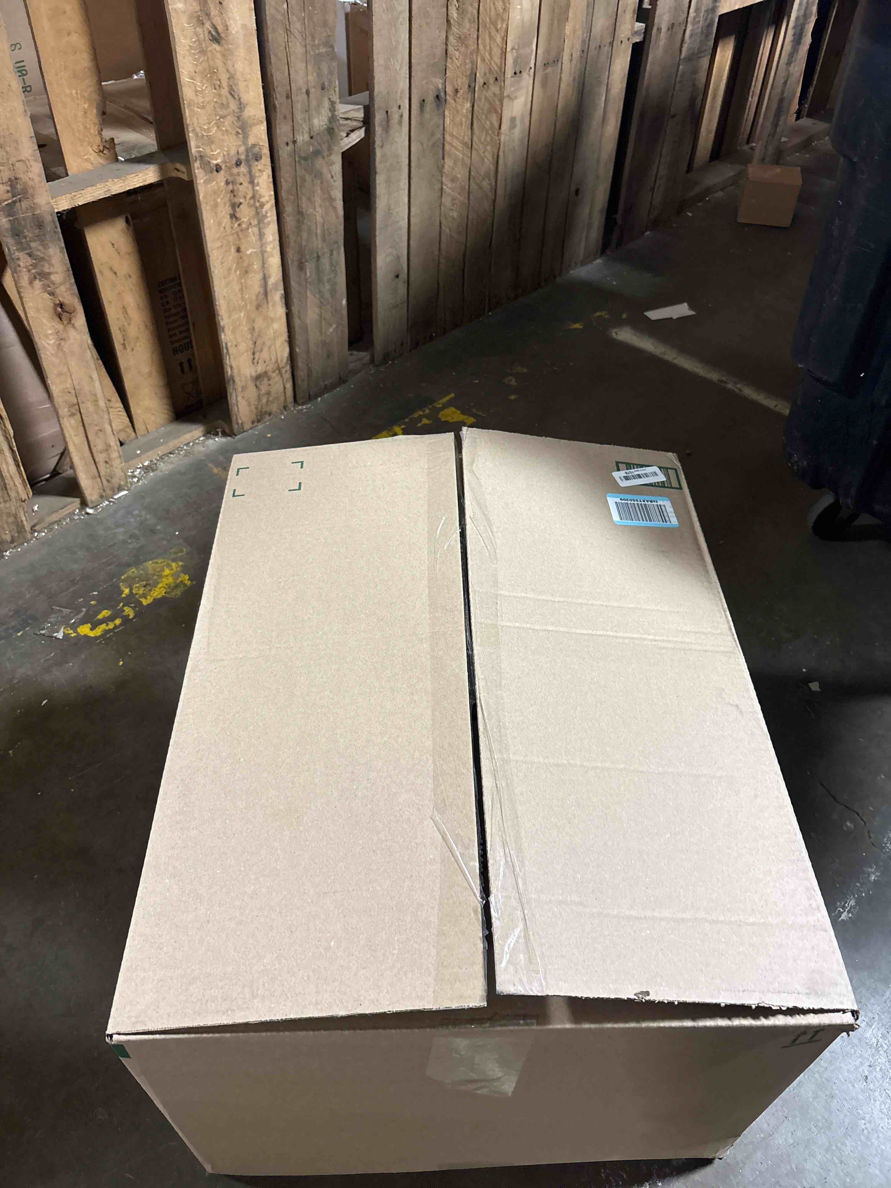 https://s3.amazonaws.com/lotting-images-prod/phillipi/TEA2238476_1757608677771.jpeg