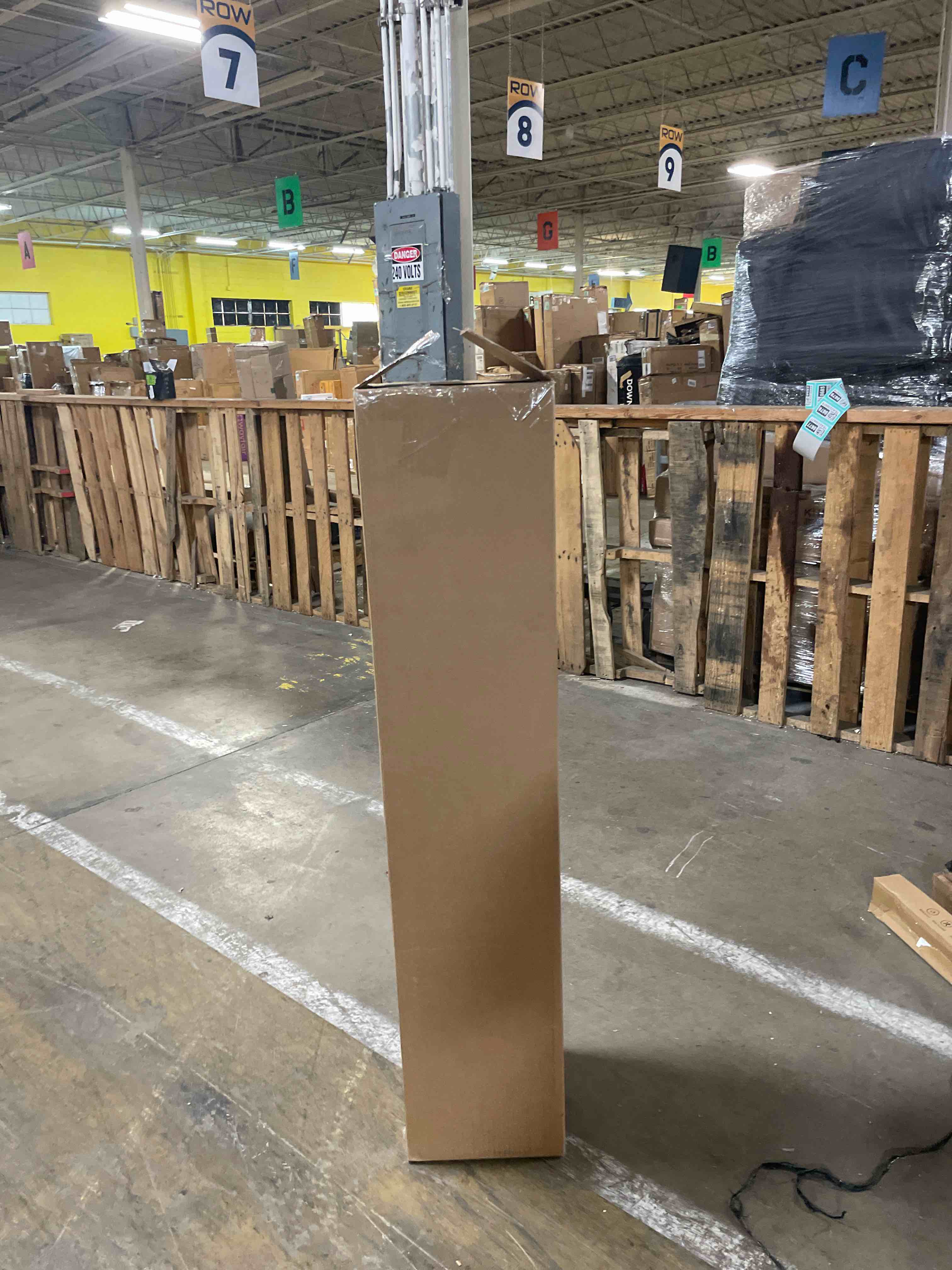 https://s3.amazonaws.com/lotting-images-prod/phillipi/TEA2238677_1758029841283.jpeg