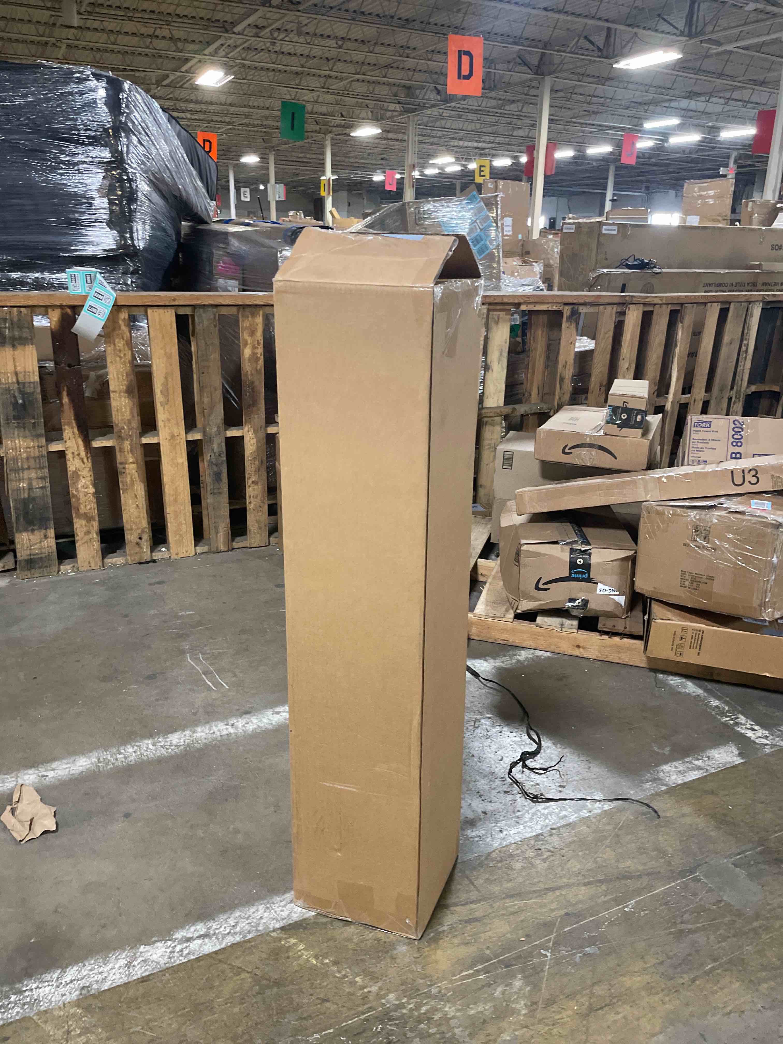 https://s3.amazonaws.com/lotting-images-prod/phillipi/TEA2238677_1758029844712.jpeg