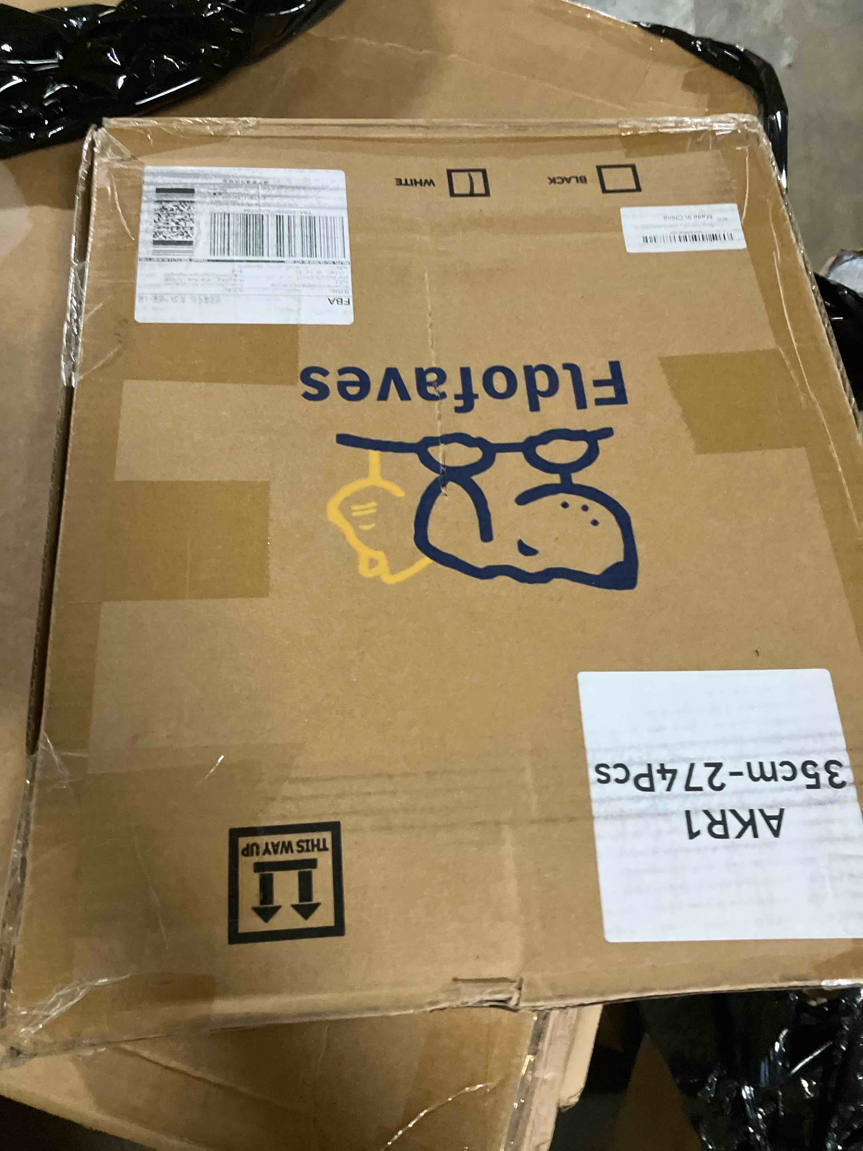 https://s3.amazonaws.com/lotting-images-prod/phillipi/TEA2238708_1758033695241.jpeg