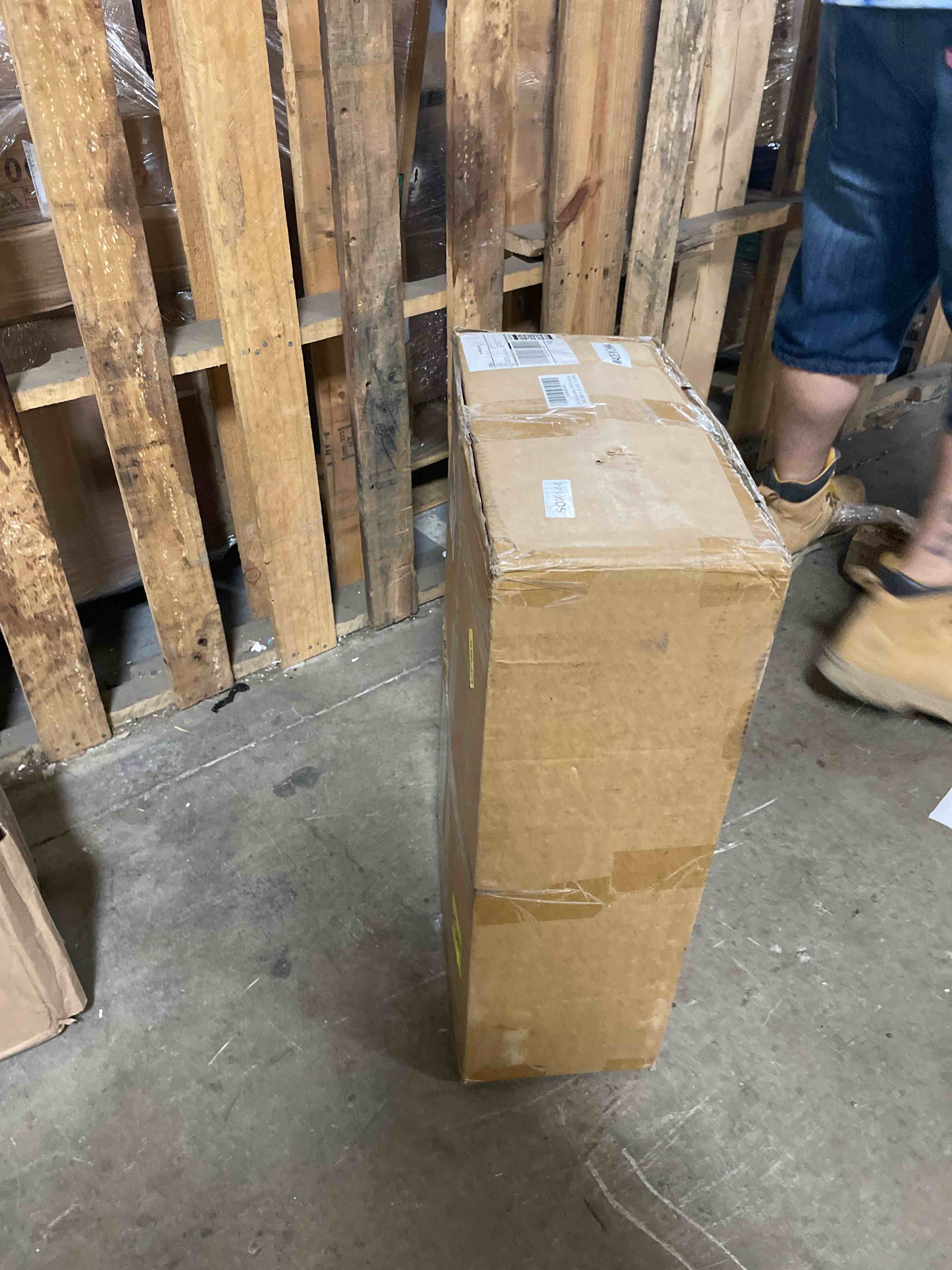 https://s3.amazonaws.com/lotting-images-prod/phillipi/TEA2238727_1758034858748.jpeg
