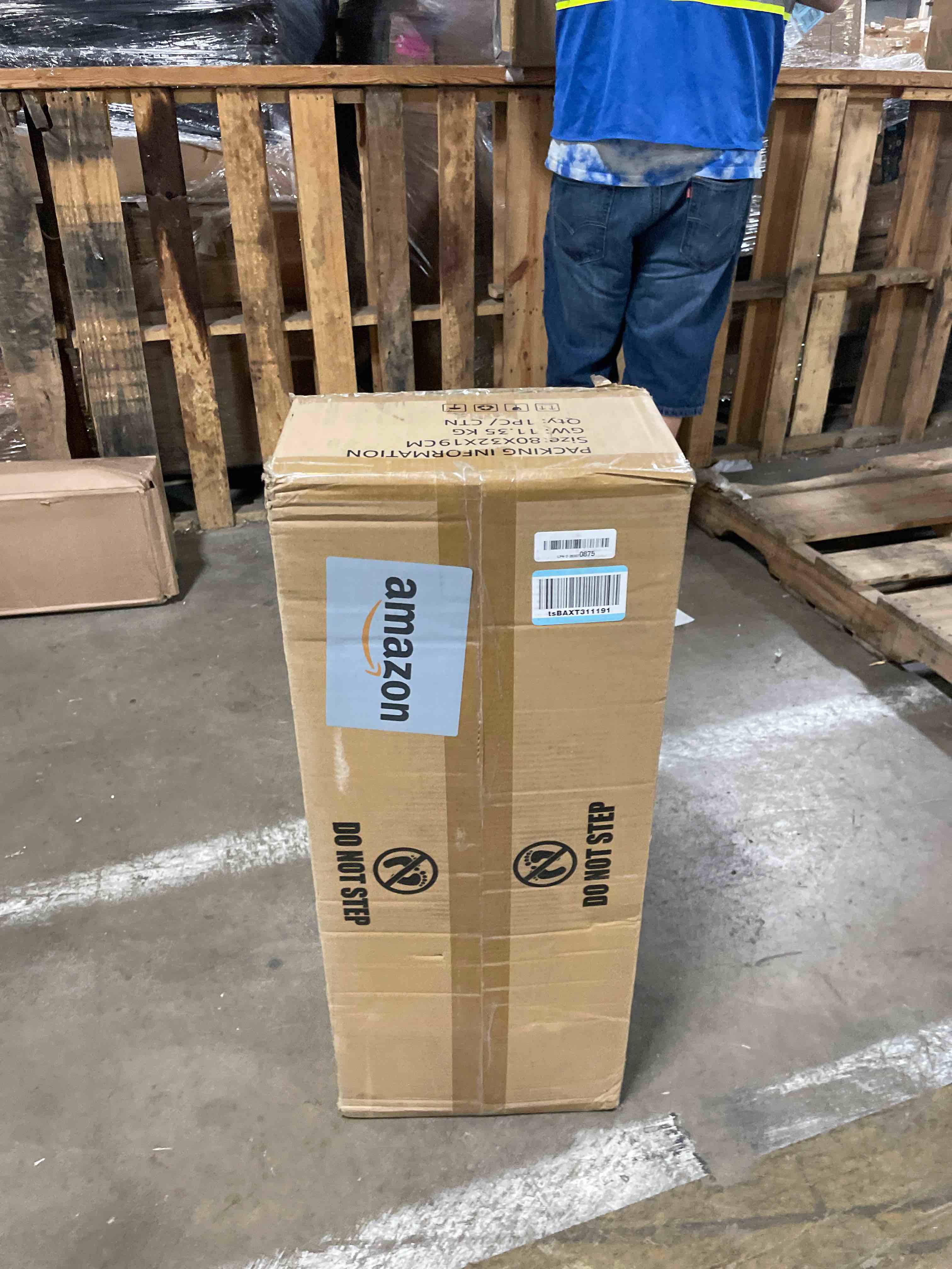https://s3.amazonaws.com/lotting-images-prod/phillipi/TEA2238728_1758034968252.jpeg
