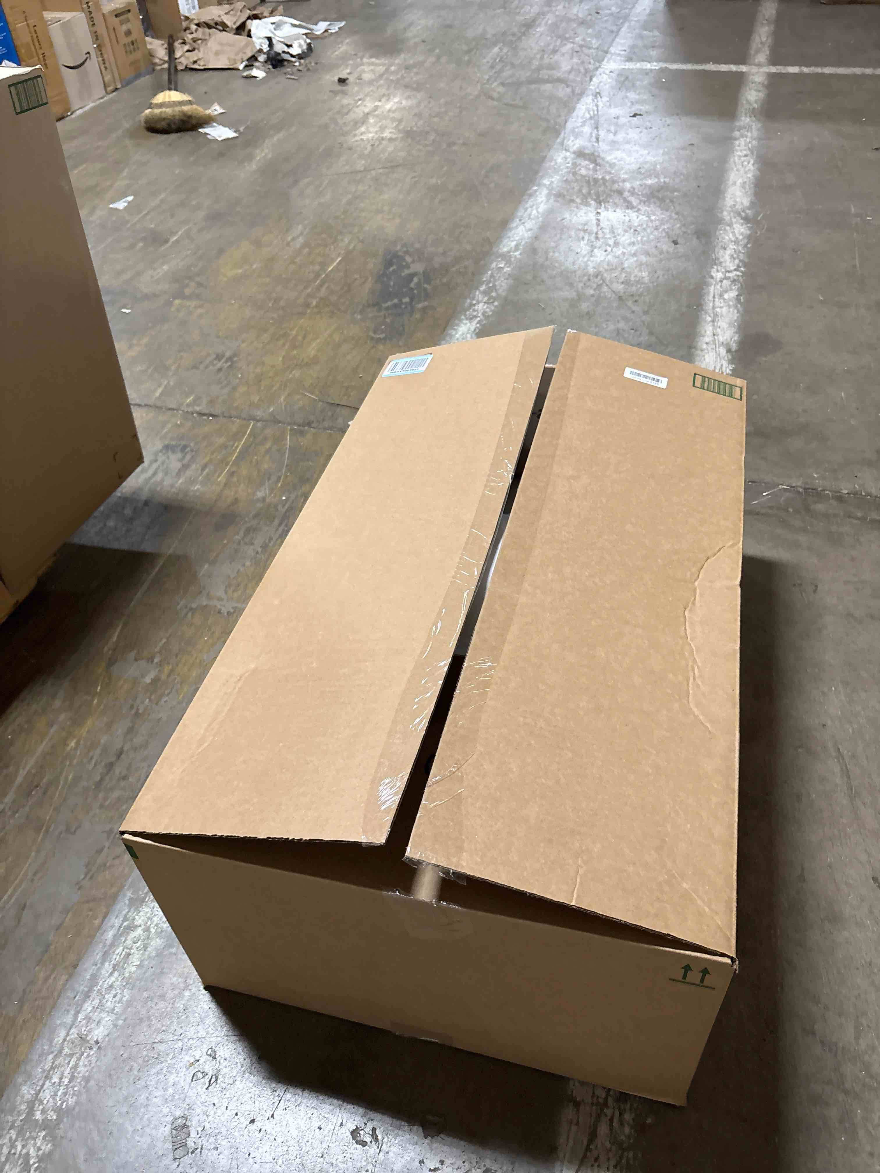 https://s3.amazonaws.com/lotting-images-prod/phillipi/TEA2238826_1758126689591.jpeg