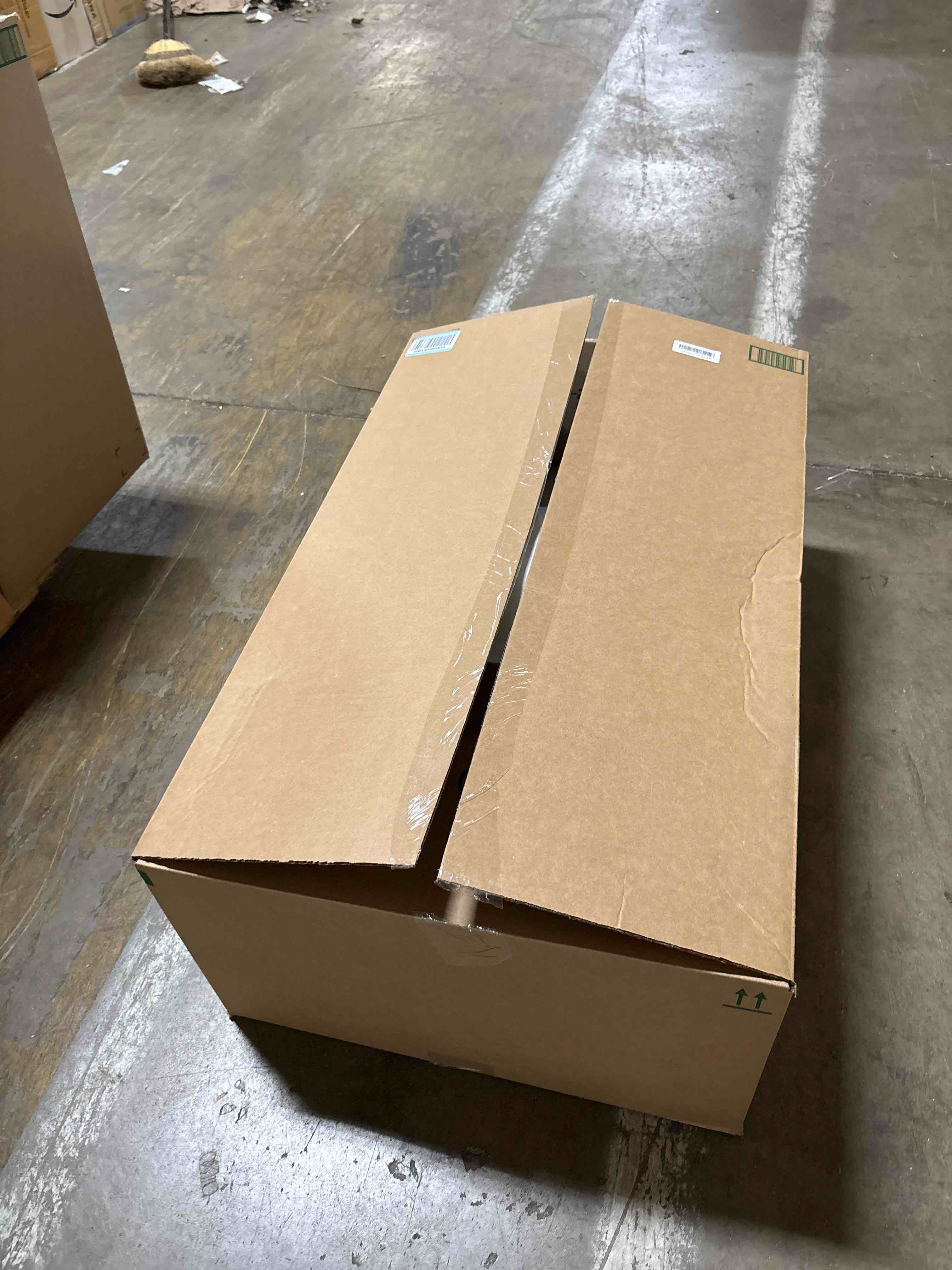 https://s3.amazonaws.com/lotting-images-prod/phillipi/TEA2238826_1758126690396.jpeg