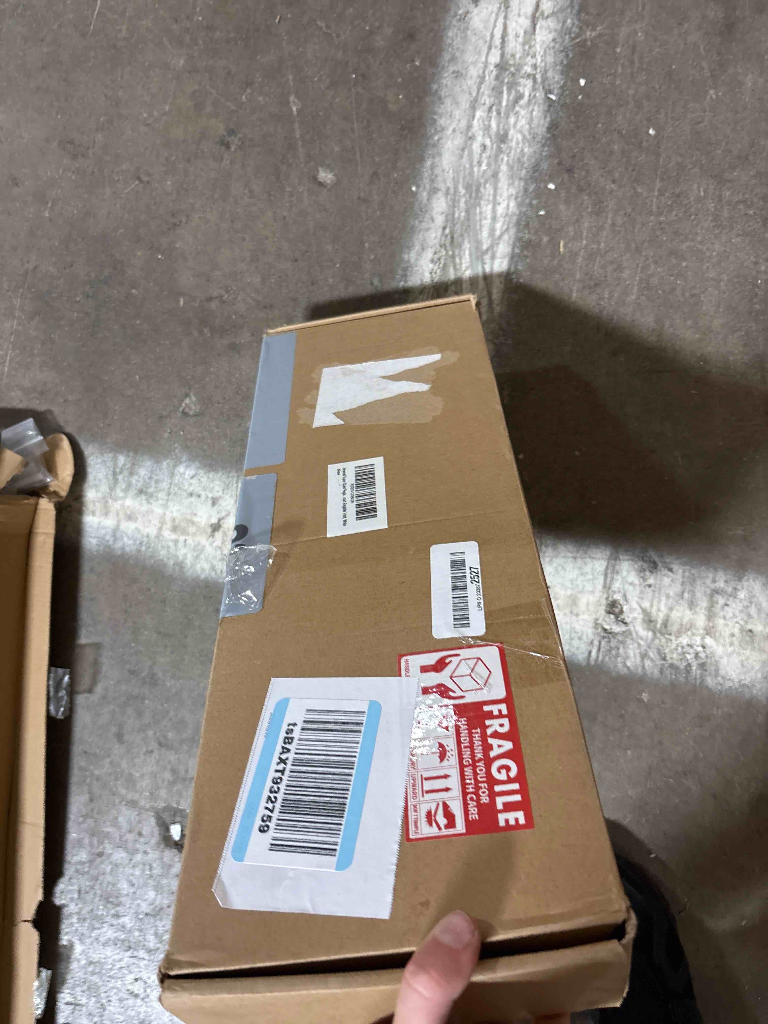 https://s3.amazonaws.com/lotting-images-prod/phillipi/TEA2238839_1758127550209.jpeg