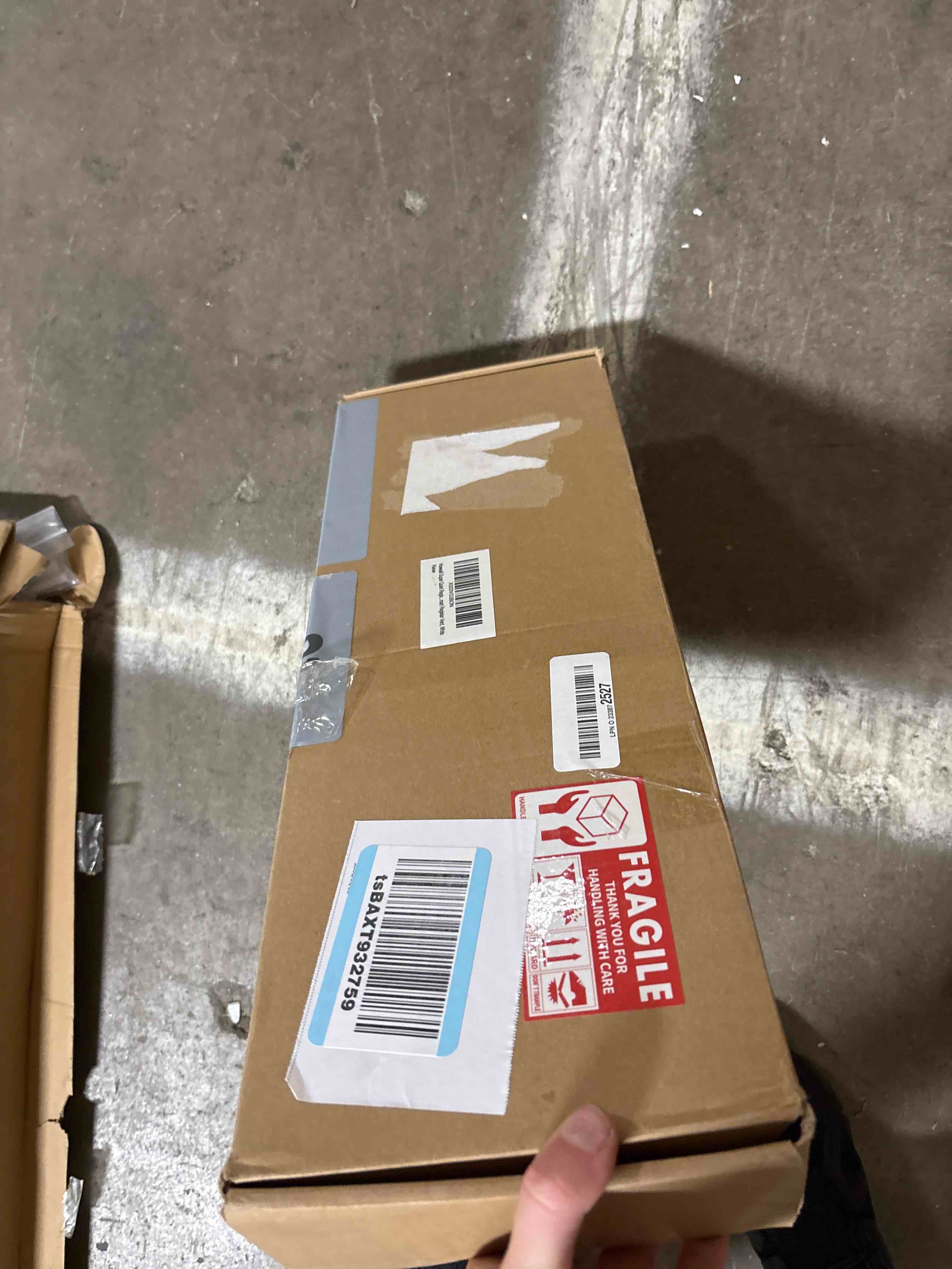 https://s3.amazonaws.com/lotting-images-prod/phillipi/TEA2238839_1758127551194.jpeg