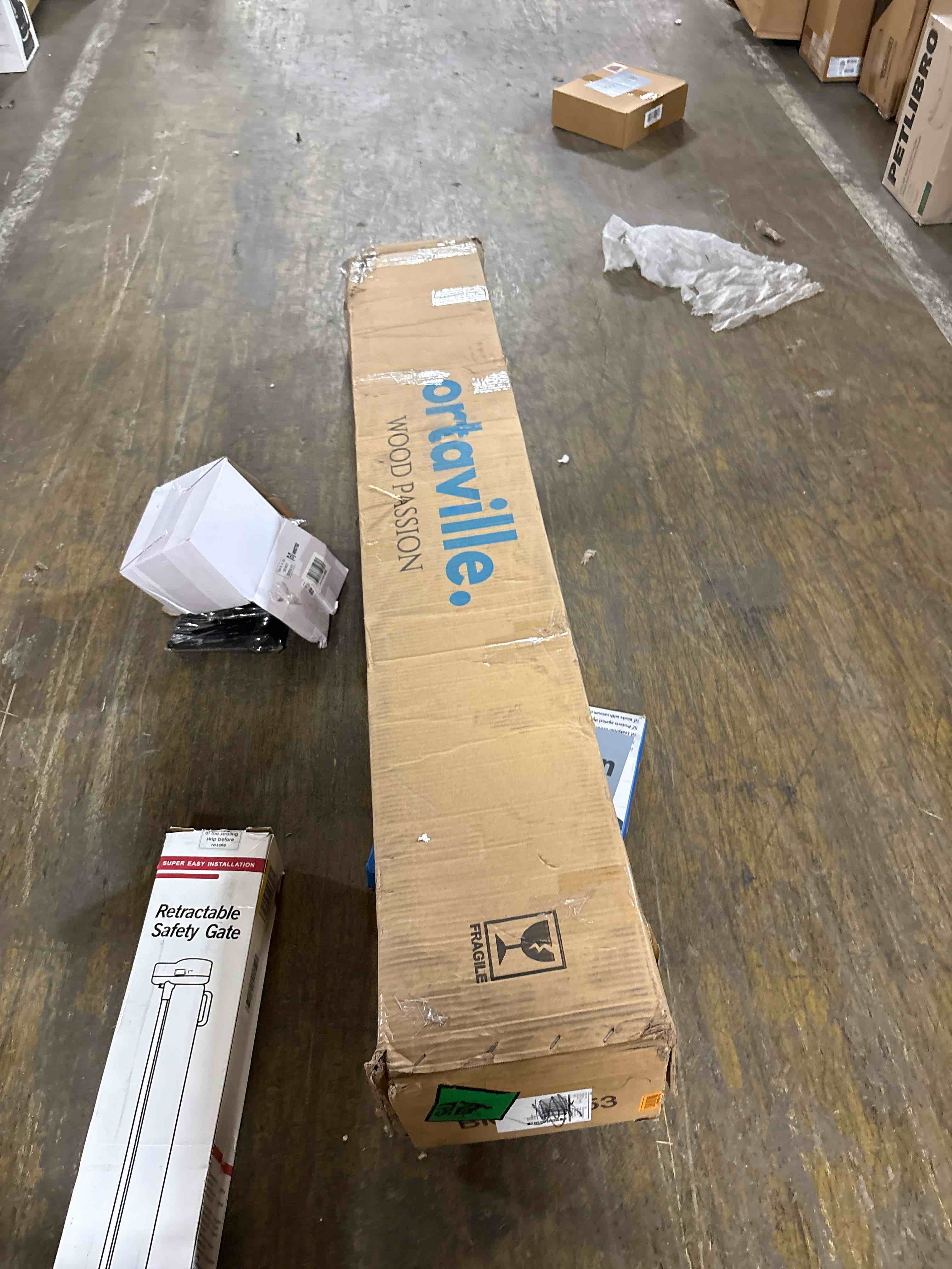 https://s3.amazonaws.com/lotting-images-prod/phillipi/TEA2238886_1758131538071.jpeg