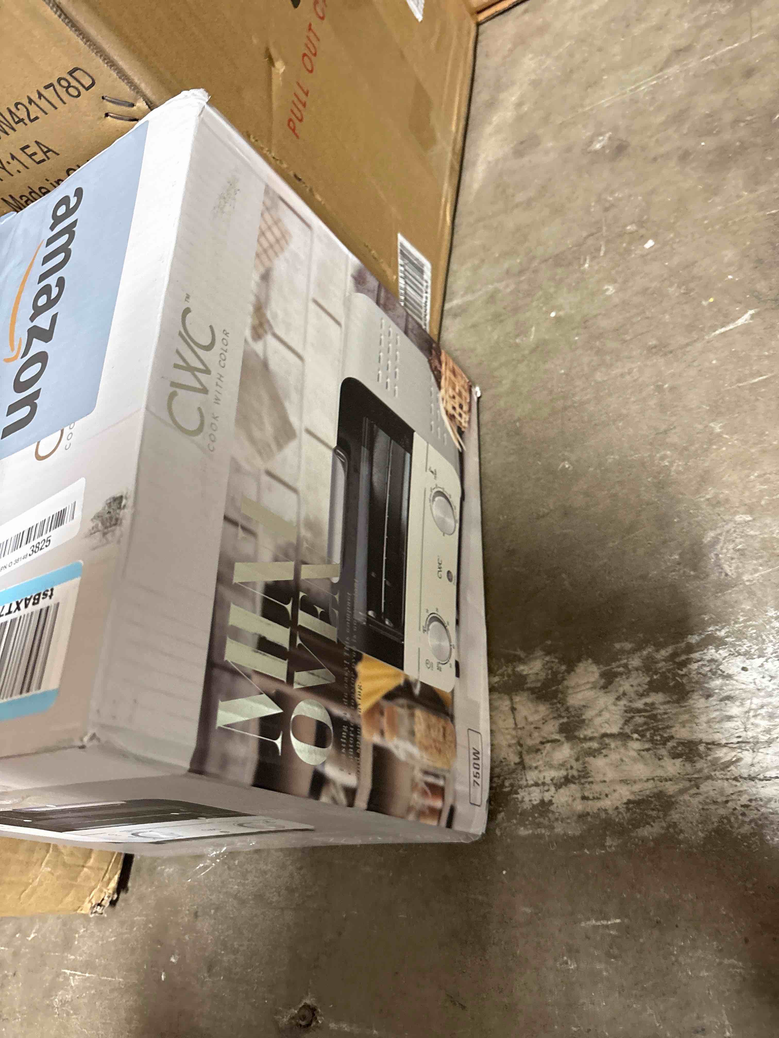https://s3.amazonaws.com/lotting-images-prod/phillipi/TEA2238891_1758131911694.jpeg