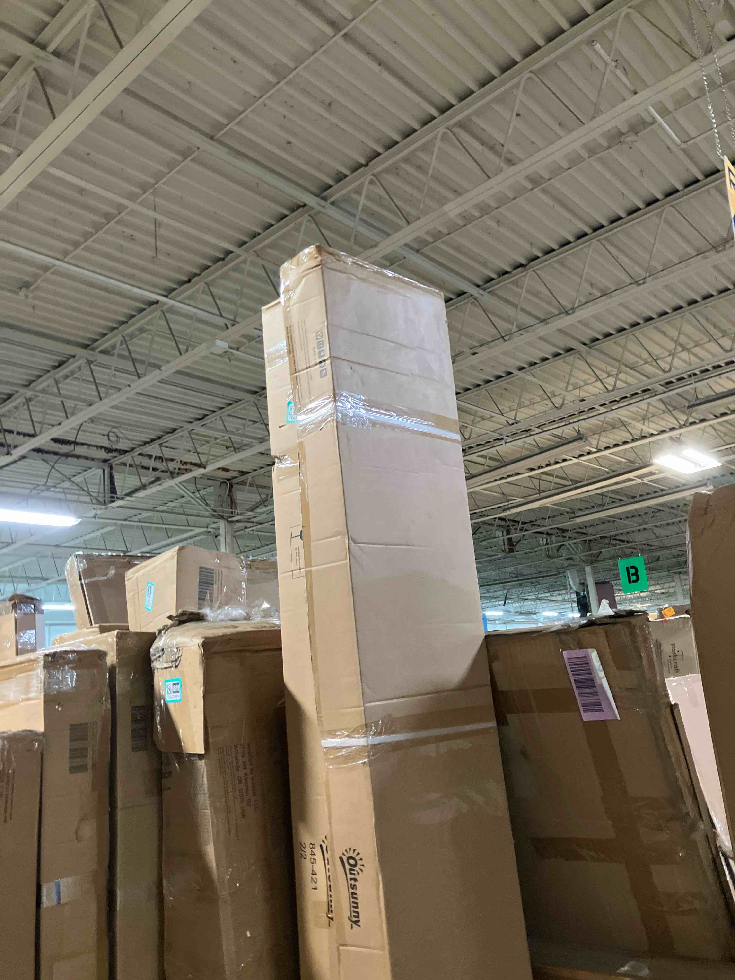 https://s3.amazonaws.com/lotting-images-prod/phillipi/TEA2239815_1743794885620.jpeg