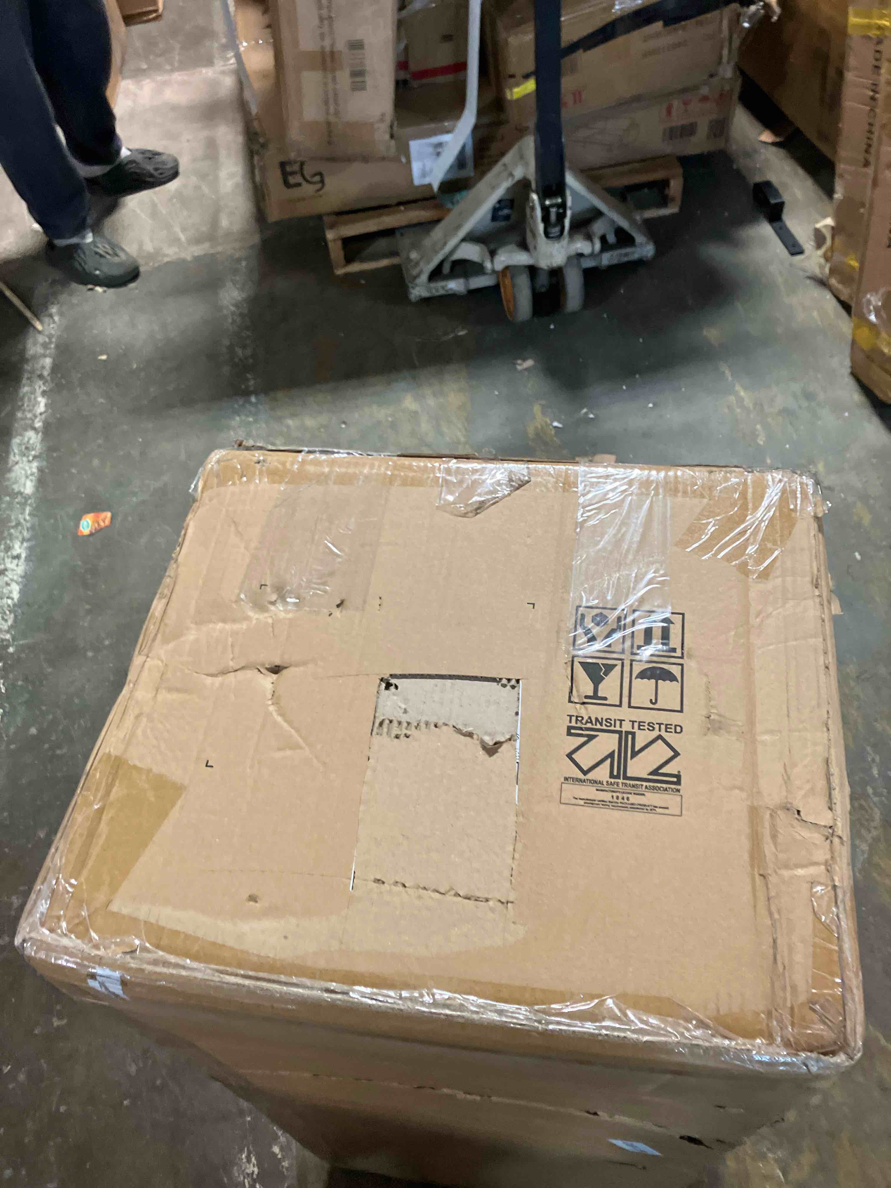 https://s3.amazonaws.com/lotting-images-prod/phillipi/TEA2240615_1744405778251.jpeg