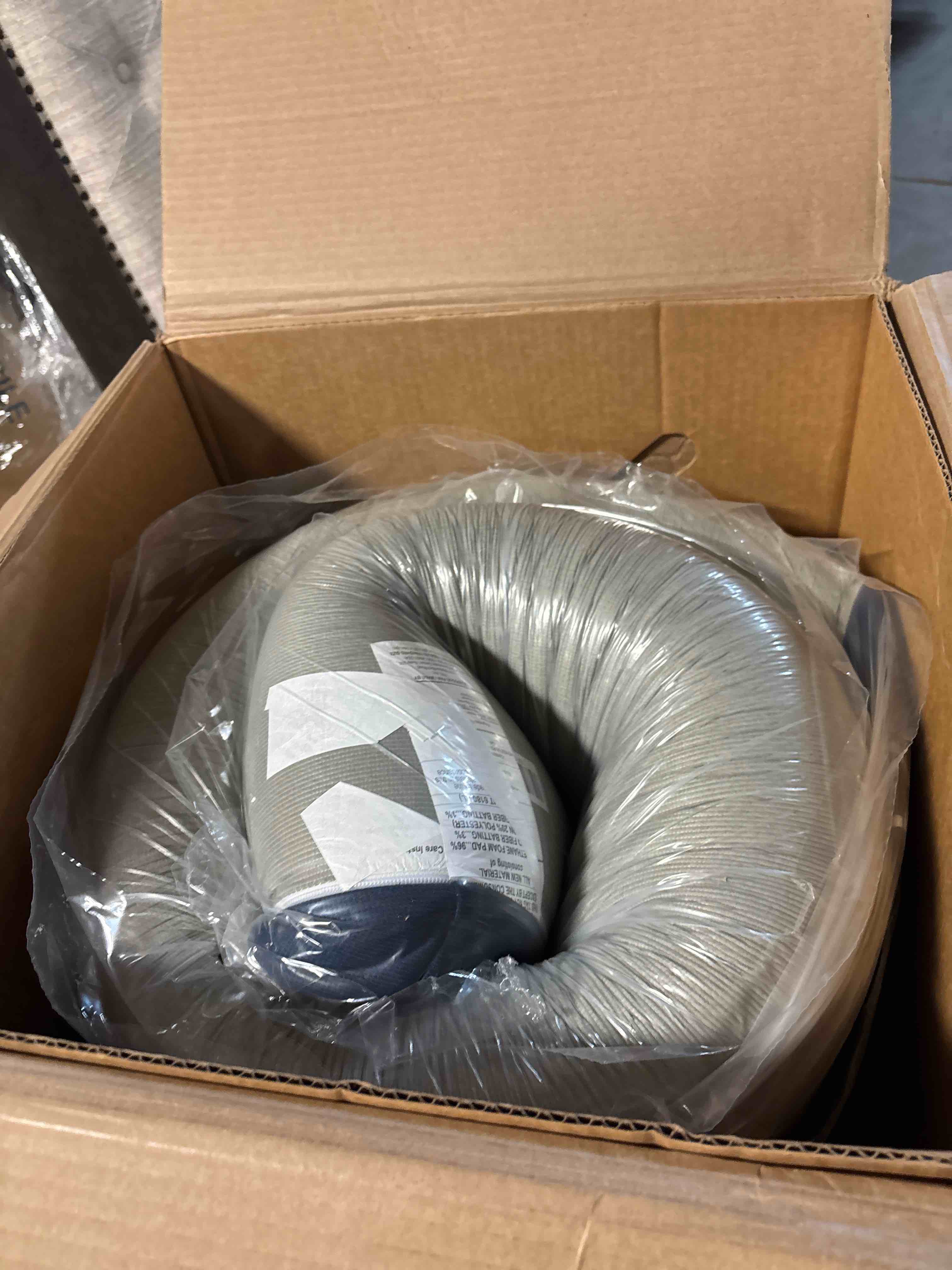 https://s3.amazonaws.com/lotting-images-prod/phillipi/TEA2240627_1744403530884.jpeg