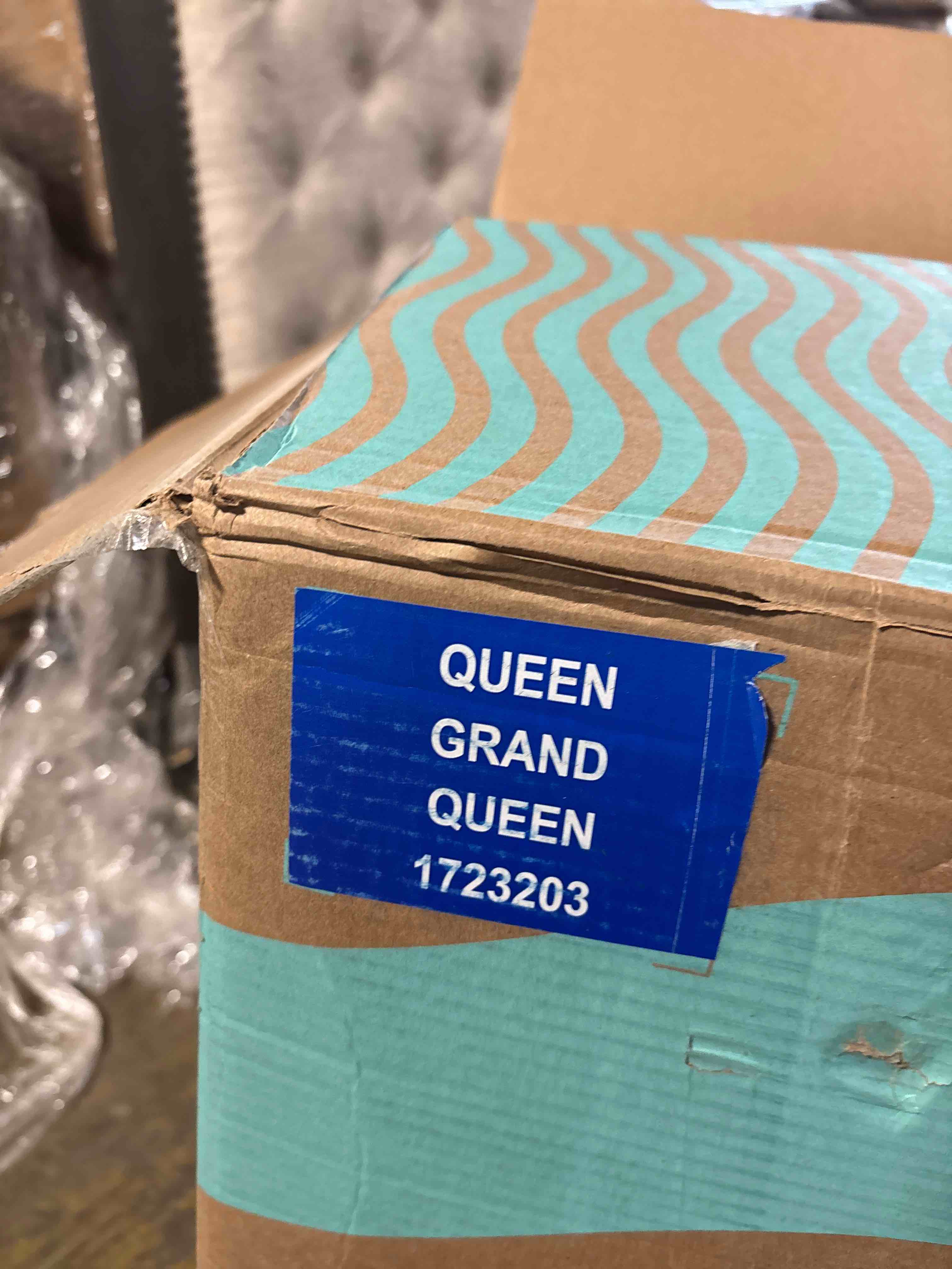 https://s3.amazonaws.com/lotting-images-prod/phillipi/TEA2240627_1744403538029.jpeg