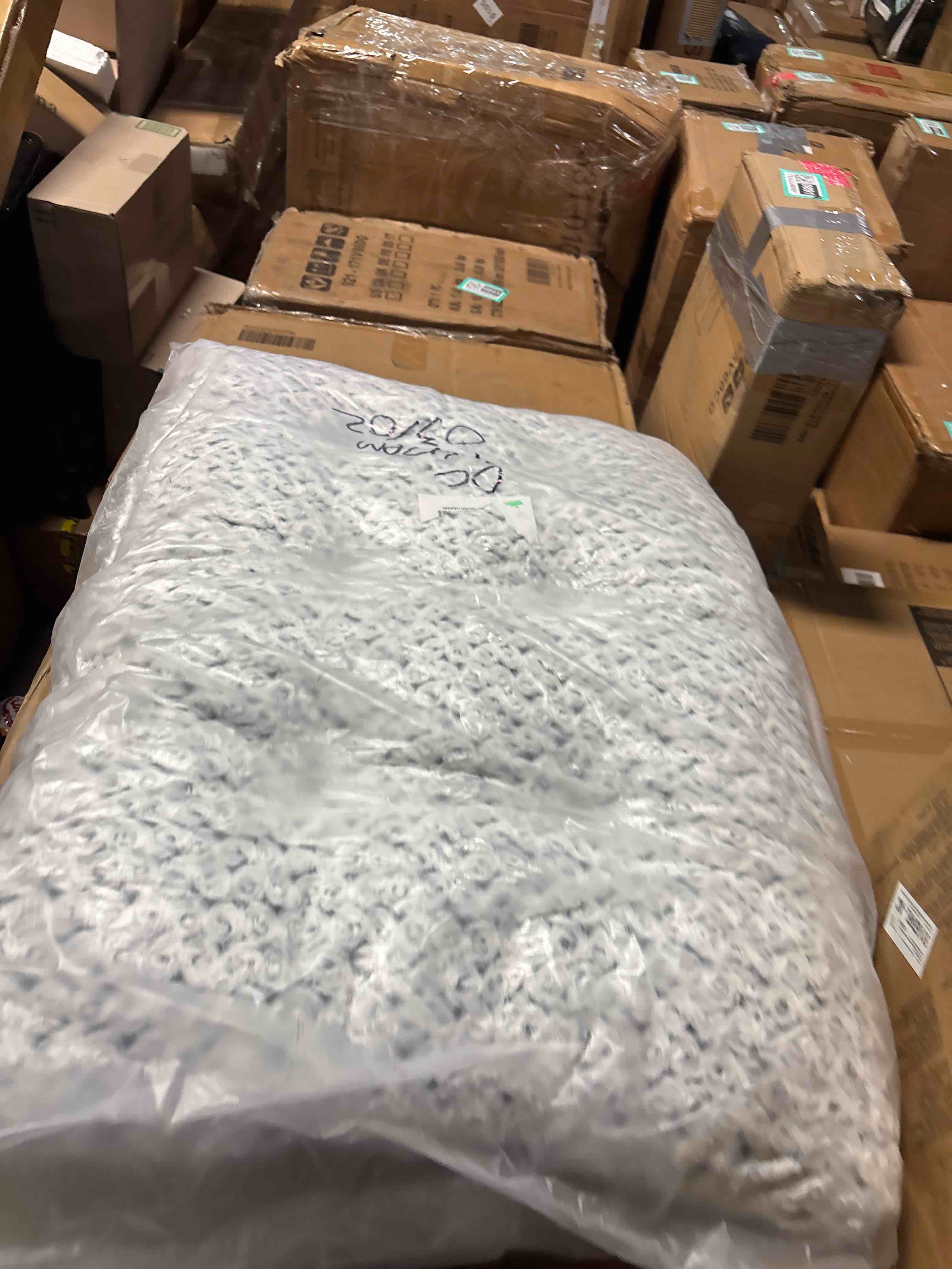 https://s3.amazonaws.com/lotting-images-prod/phillipi/TEA2240869_1744740213564.jpeg