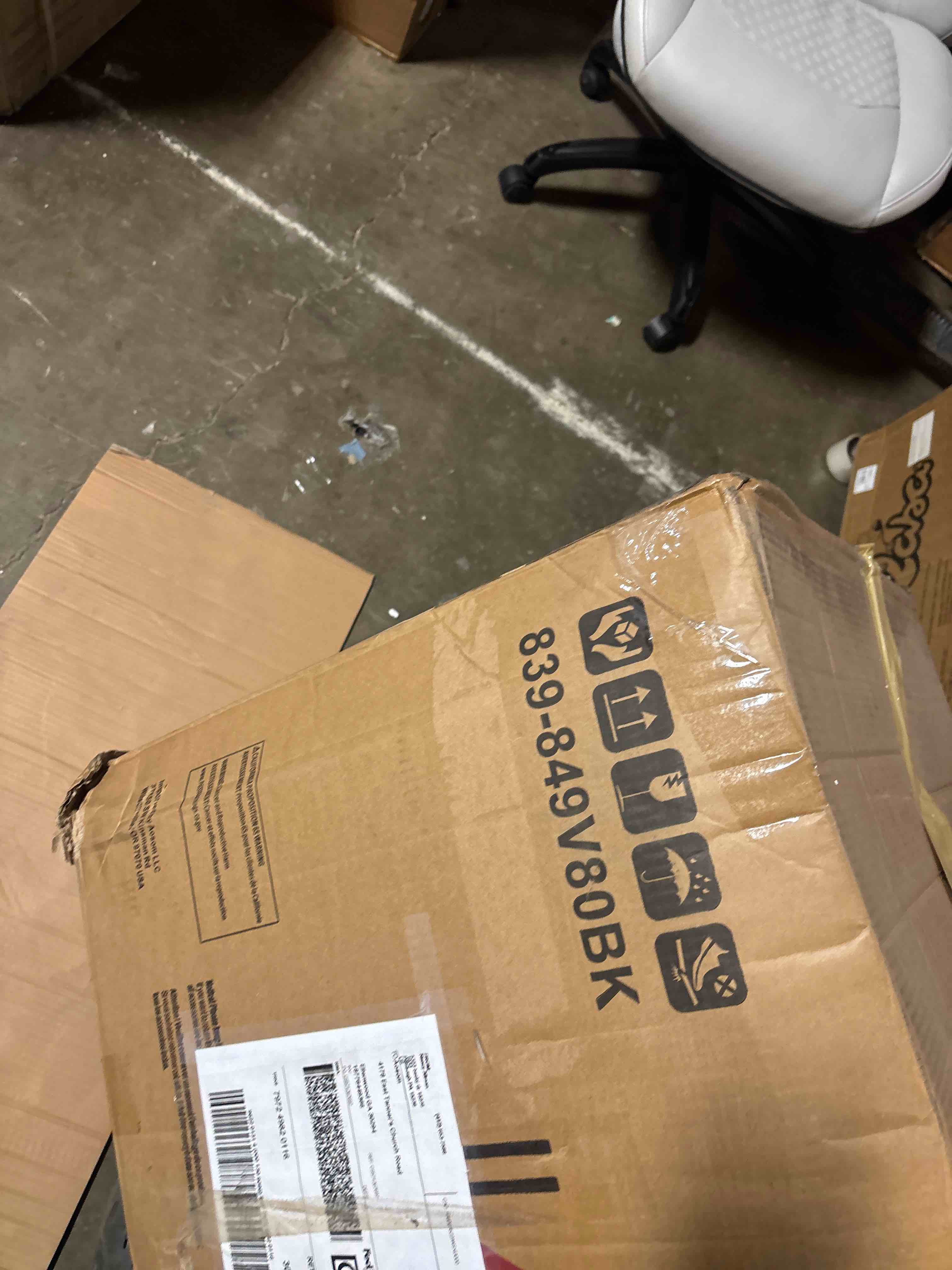 https://s3.amazonaws.com/lotting-images-prod/phillipi/TEA2240890_1744730989563.jpeg