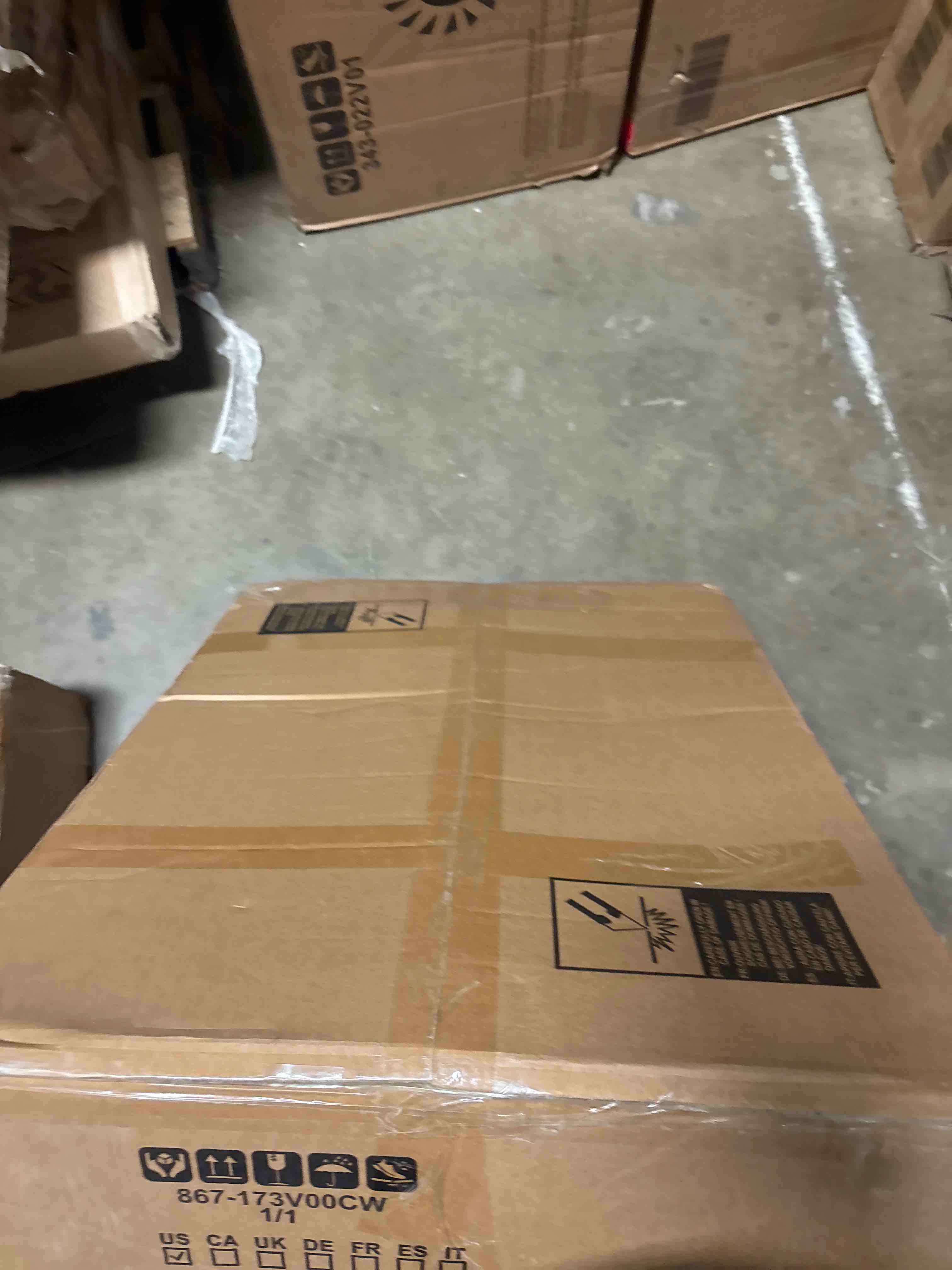 https://s3.amazonaws.com/lotting-images-prod/phillipi/TEA2240904_1744728053090.jpeg