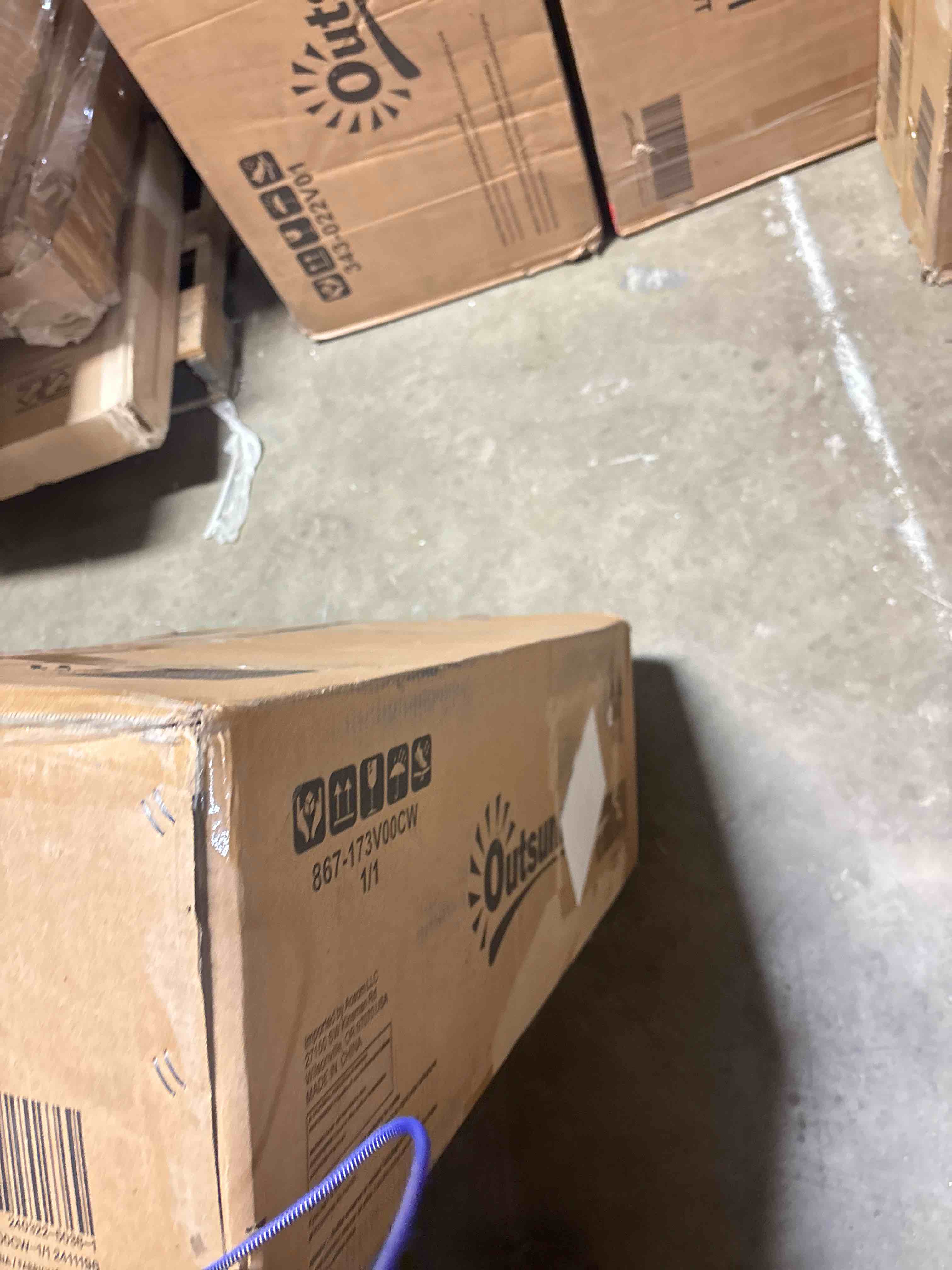 https://s3.amazonaws.com/lotting-images-prod/phillipi/TEA2240904_1744728055277.jpeg